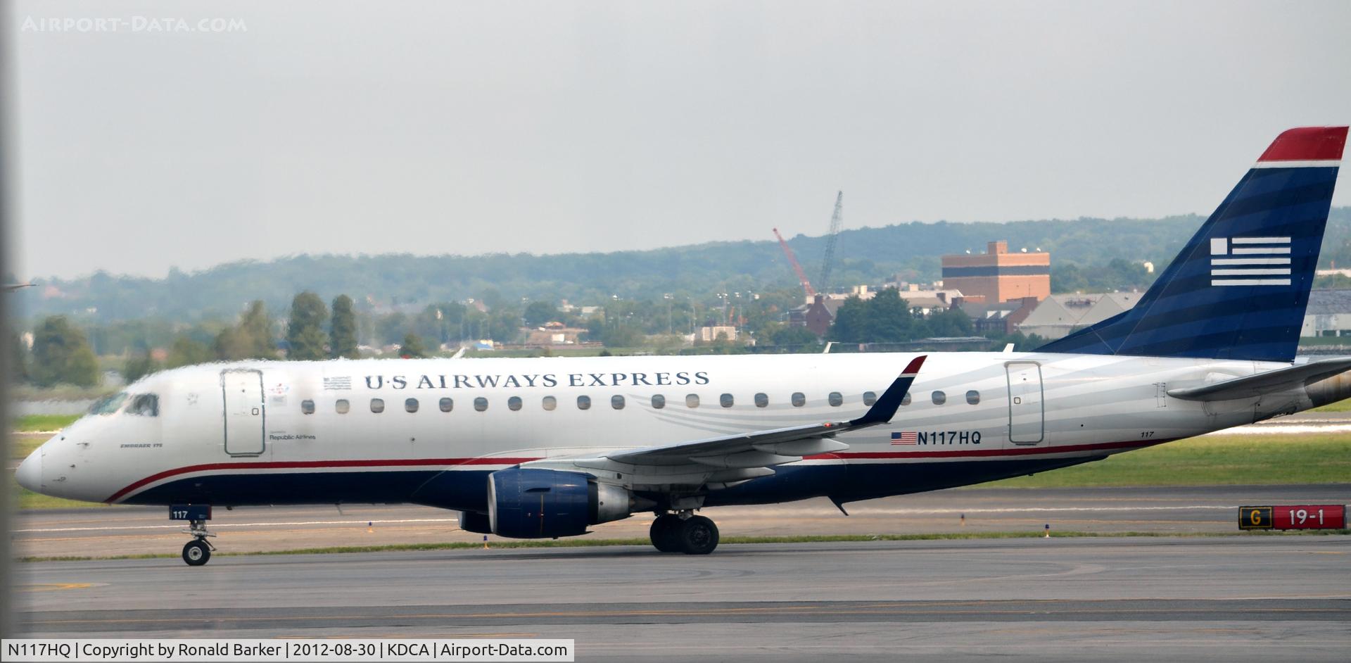 N117HQ, 2007 Embraer 175LR (ERJ-170-200LR) C/N 17000184, Taxi DCA
