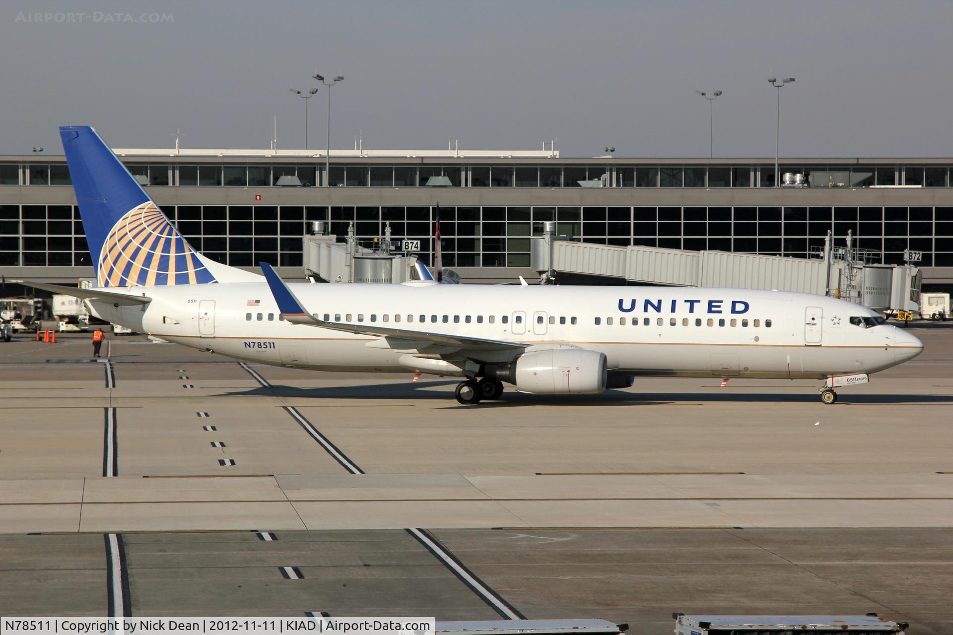 N78511, 2008 Boeing 737-824 C/N 33459, KIAD/IAD from gate D29