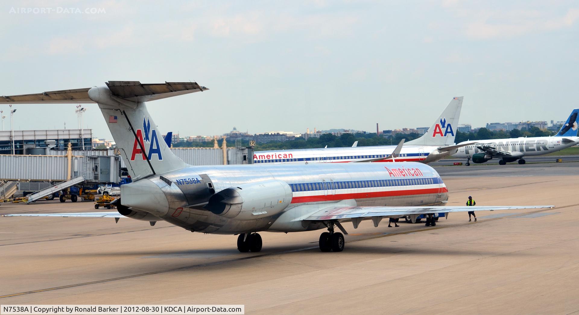 N7538A, 1990 McDonnell Douglas MD-82 (DC-9-82) C/N 49992, Taxi DCA