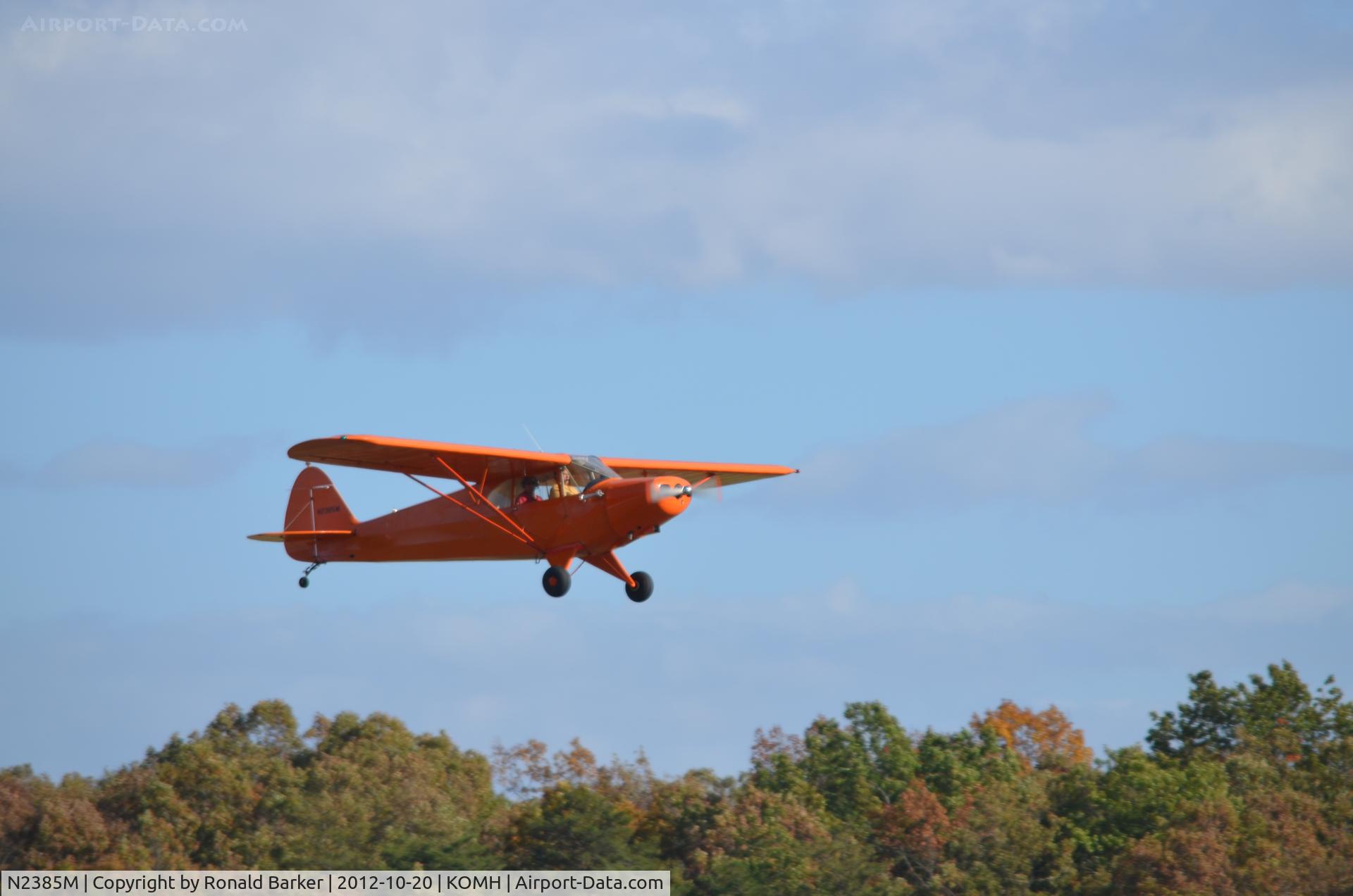 N2385M, 1946 Piper PA-12 Super Cruiser C/N 12-1627, Takeoff Orange