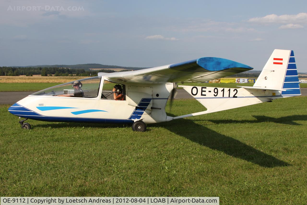 OE-9112, Brditschka HB-21 V2 C/N 21005, taxi to RWY