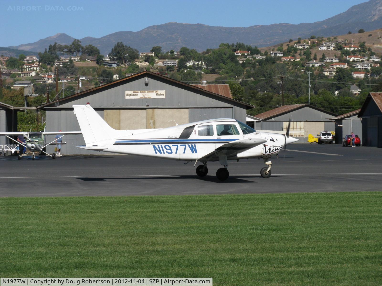 N1977W, 1974 Beech B19 Sport 150 C/N MB-655, 1974 Beech B19 SPORT 150, Lycoming O-320-E2C 150 Hp, landing roll Rwy 04