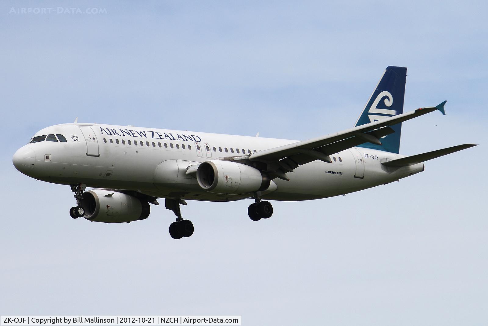 ZK-OJF, 2003 Airbus A320-232 C/N 2153, finals to 02