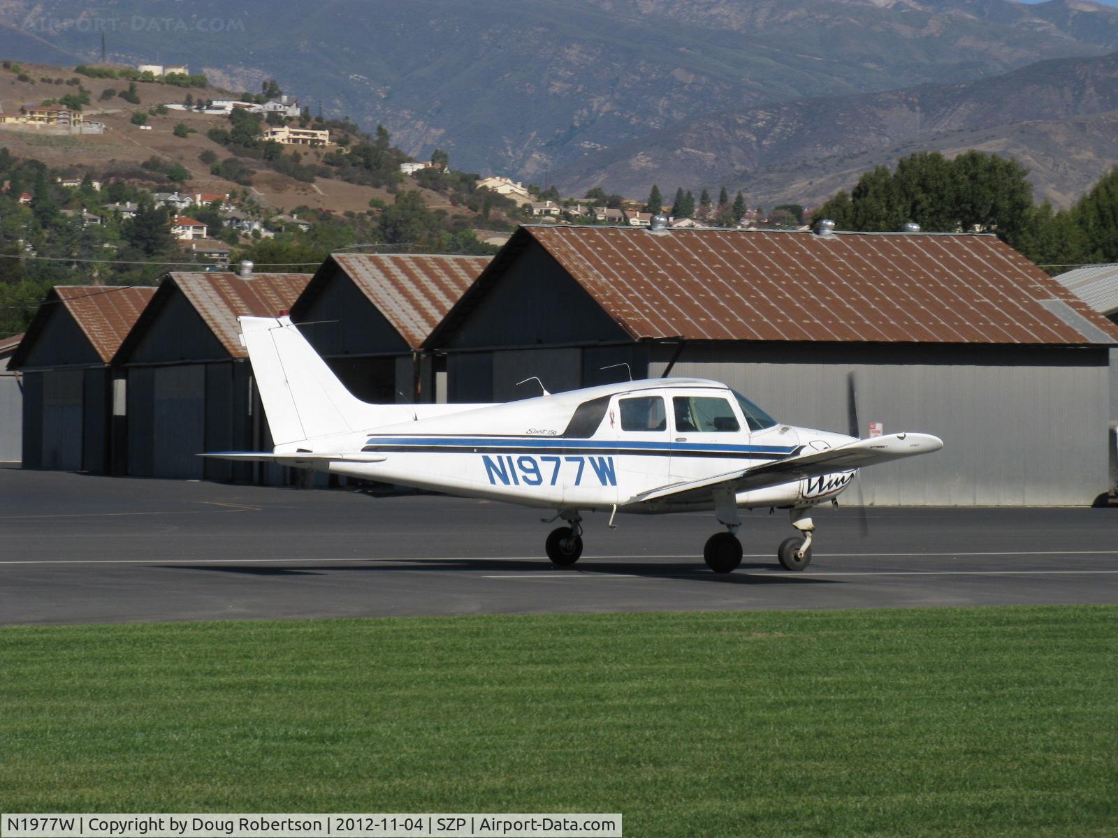 N1977W, 1974 Beech B19 Sport 150 C/N MB-655, 1974 Beech B19 SPORT 150, Lycoming O-320-E2C 150 Hp, takeoff roll Rwy 04