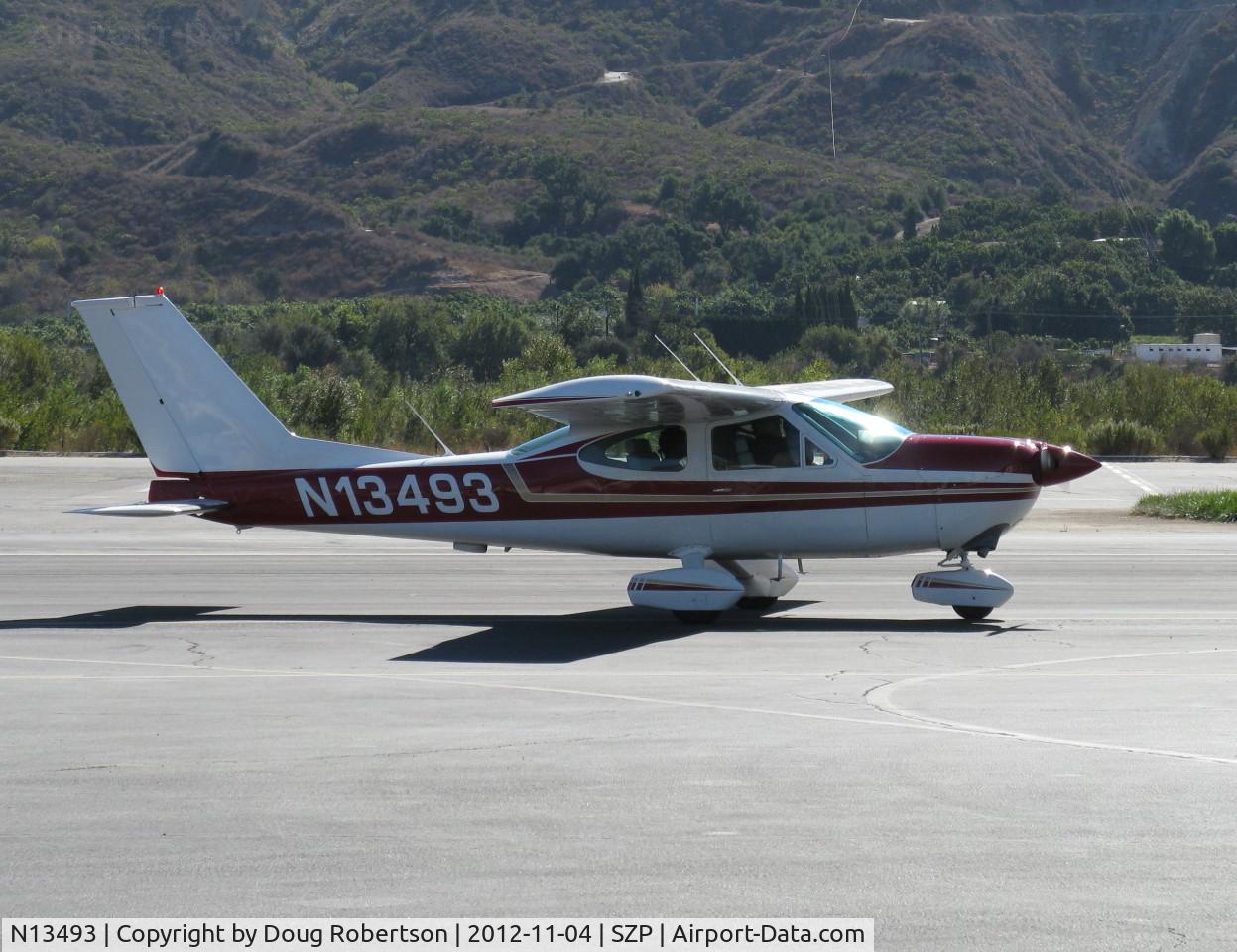 N13493, 1976 Cessna 177B Cardinal C/N 17702427, 1976 Cessna 177B CARDINAL, Lycoming O&VO-360 180 Hp, improved version with horizontal stabilizer all-moving tailplane slots, taxi