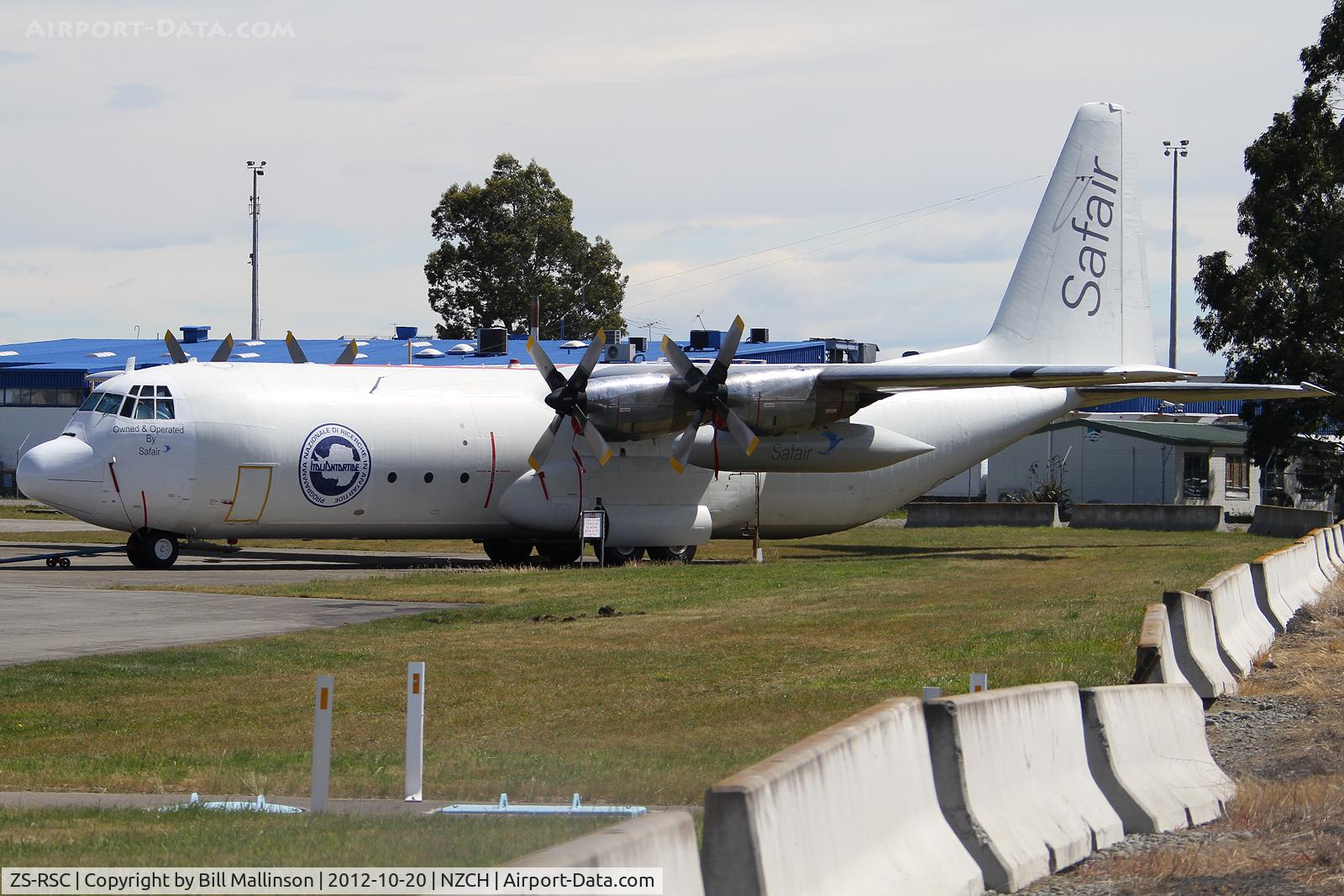 ZS-RSC, 1972 Lockheed L-100-30 Hercules (L-382G) C/N 382-4475, waiting its turn for the Ice