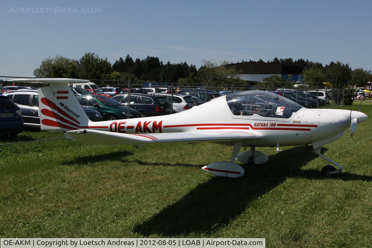 OE-AKM, HOAC DV-20 Katana C/N 20087, Diamond