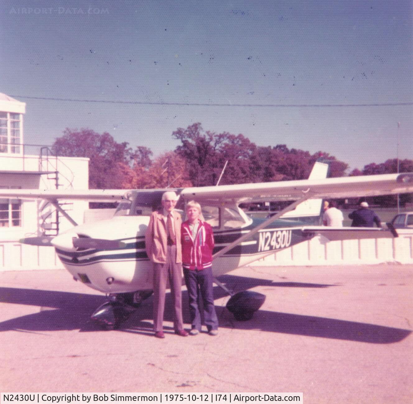 N2430U, 1963 Cessna 172D C/N 17250030, Grandpa Simmermon and me at Urbana in 1975