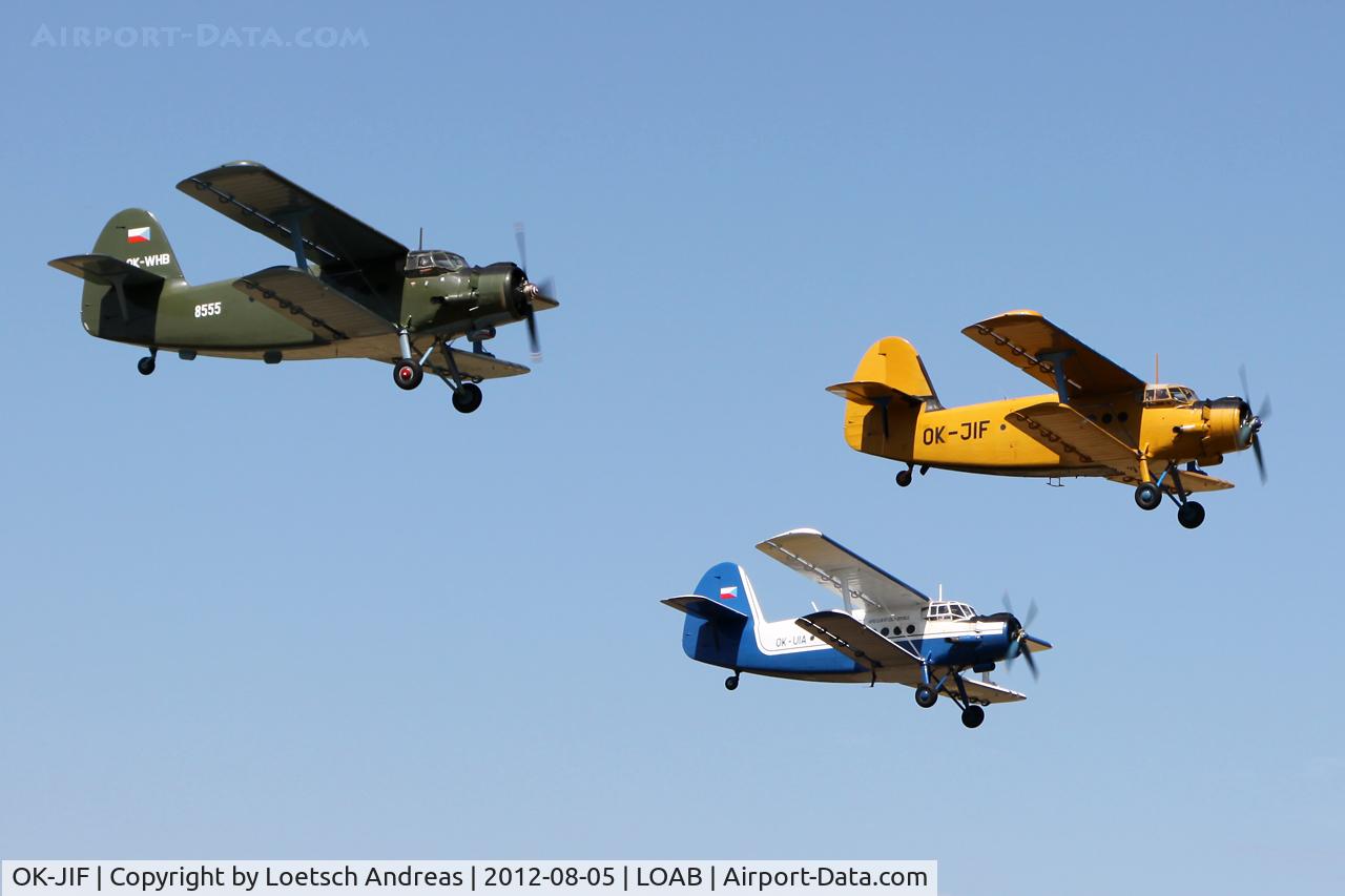 OK-JIF, Antonov (PZL-Mielec) An-2 C/N 1G186-20, 3 Antonov AN-II in formation