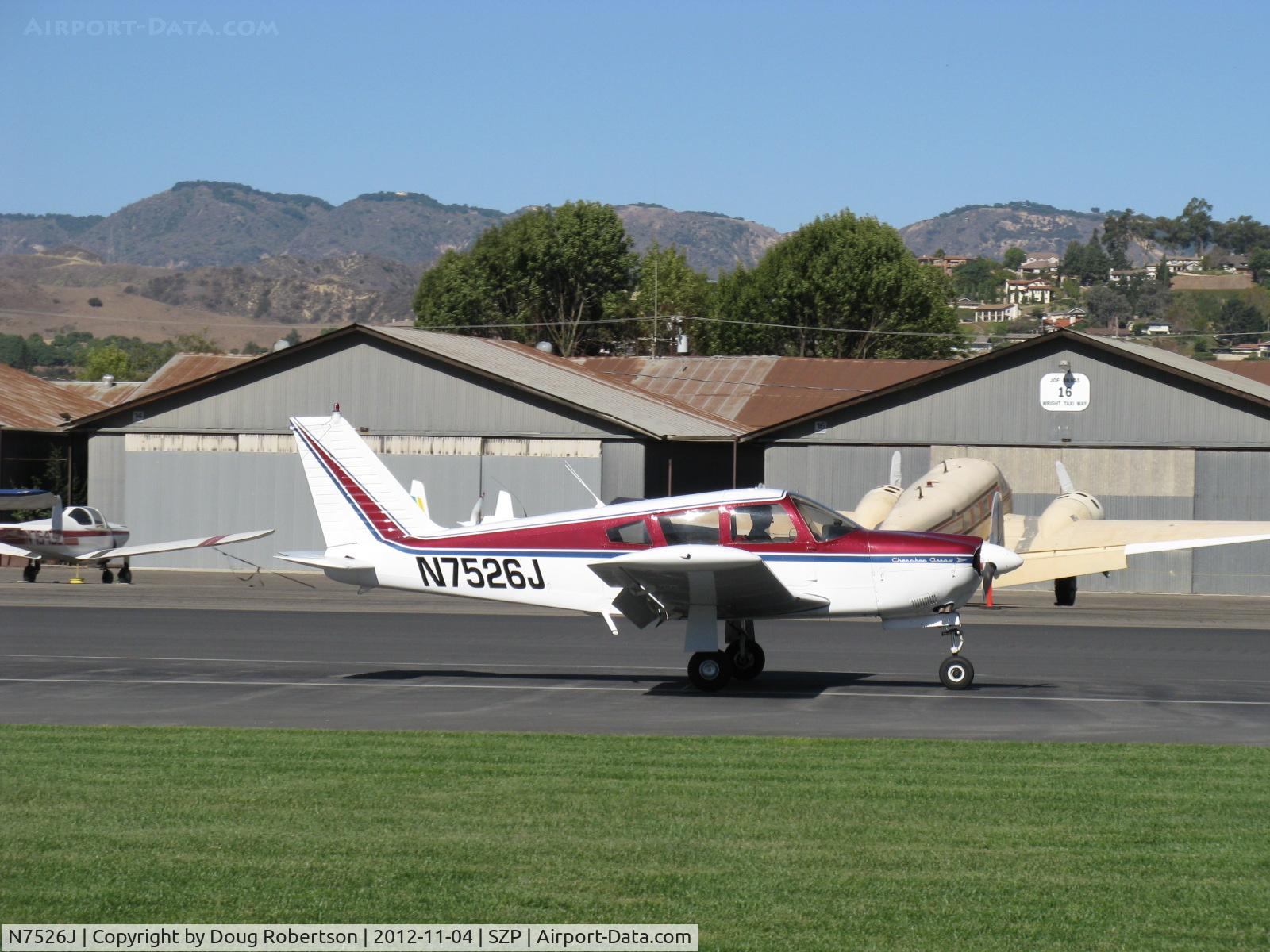 N7526J, 1968 Piper PA-28R-180 Cherokee Arrow C/N 28R-30897, 1968 Piper PA-28R-180 CHEROKEE ARROW, Lycoming IO-360-B1E 180 Hp, landing roll 04