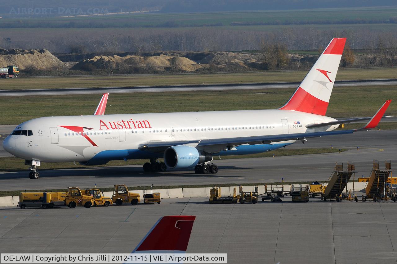 OE-LAW, 1992 Boeing 767-3Z9/ER C/N 26417, Austrian Airlines