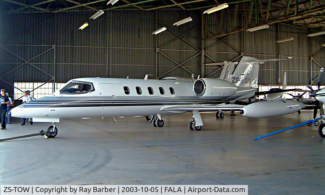 ZS-TOW, 1982 Gates Learjet 35A C/N 475, Learjet 35A [35A-475] Lanseria~ZS 05/10/2003