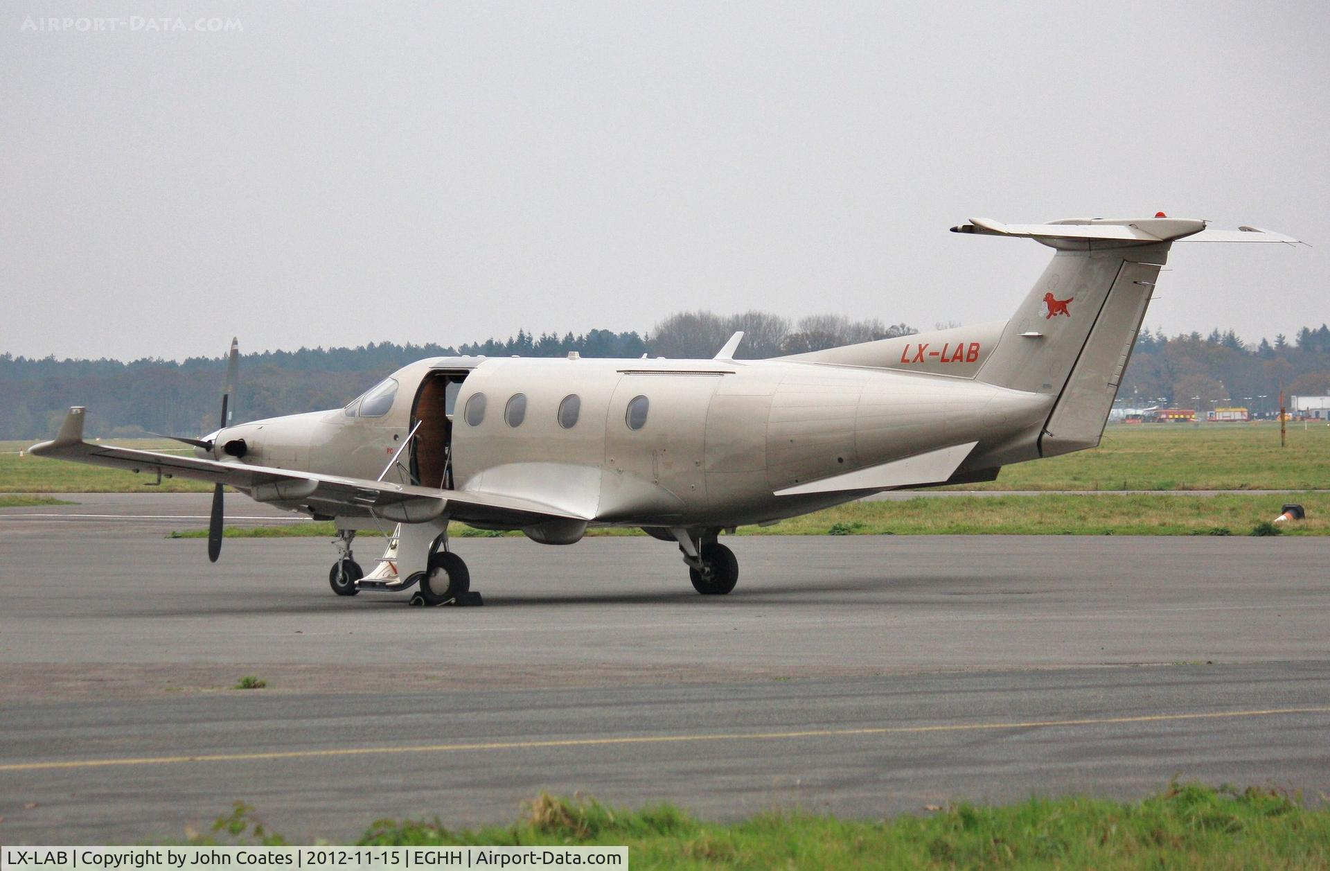 LX-LAB, 2003 Pilatus PC-12/45 C/N 531, Short visit to Signatures.