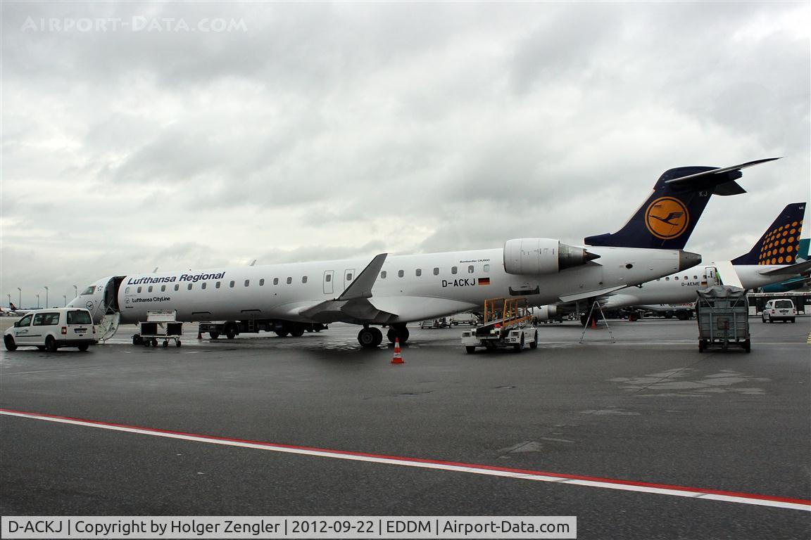 D-ACKJ, 2006 Bombardier CRJ-900LR (CL-600-2D24) C/N 15089, Preparations for next task are running.....