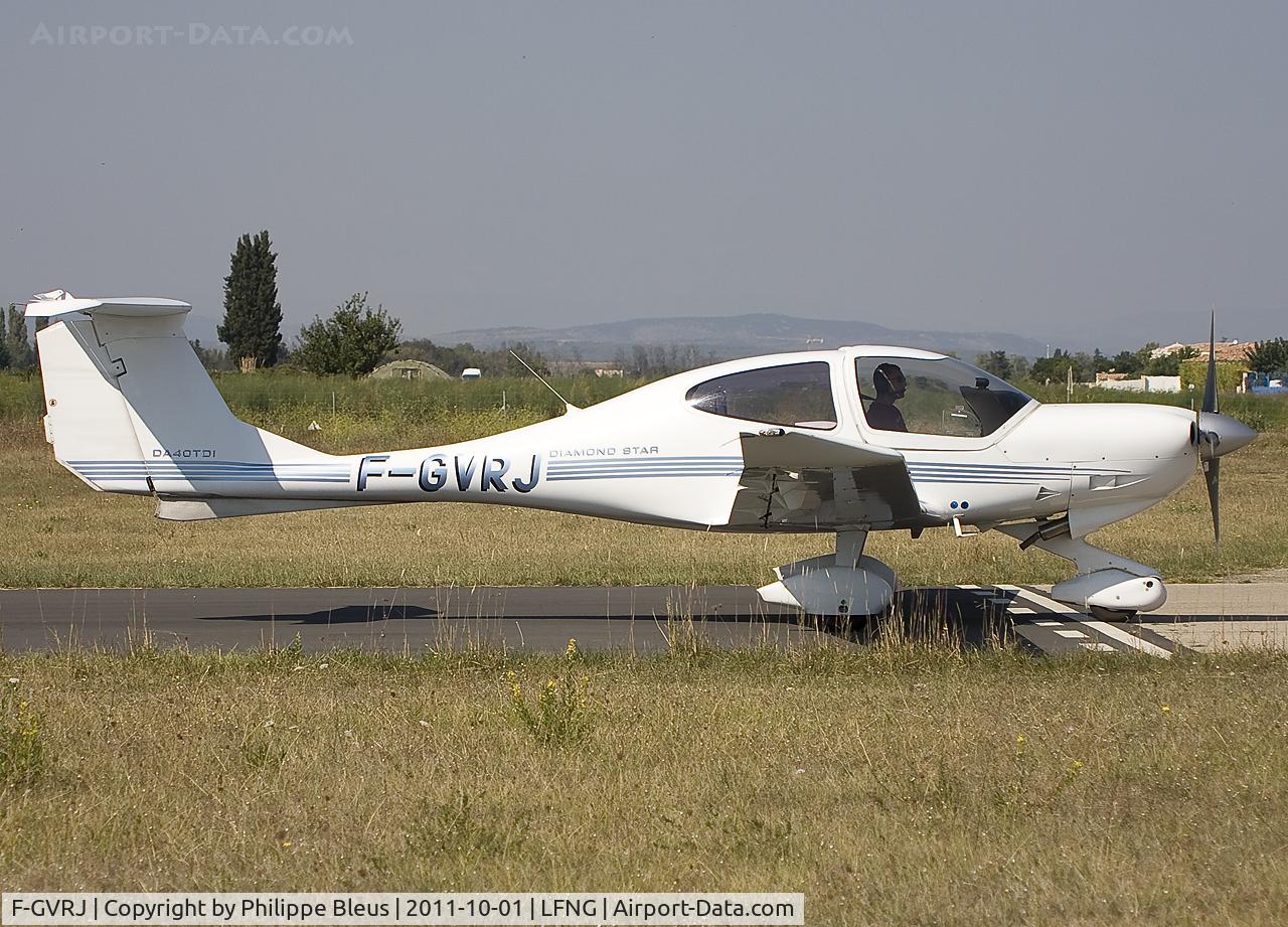 F-GVRJ, 2004 Diamond DA-40D Diamond Star C/N D4.103, Leaving runway for apron after a flight.