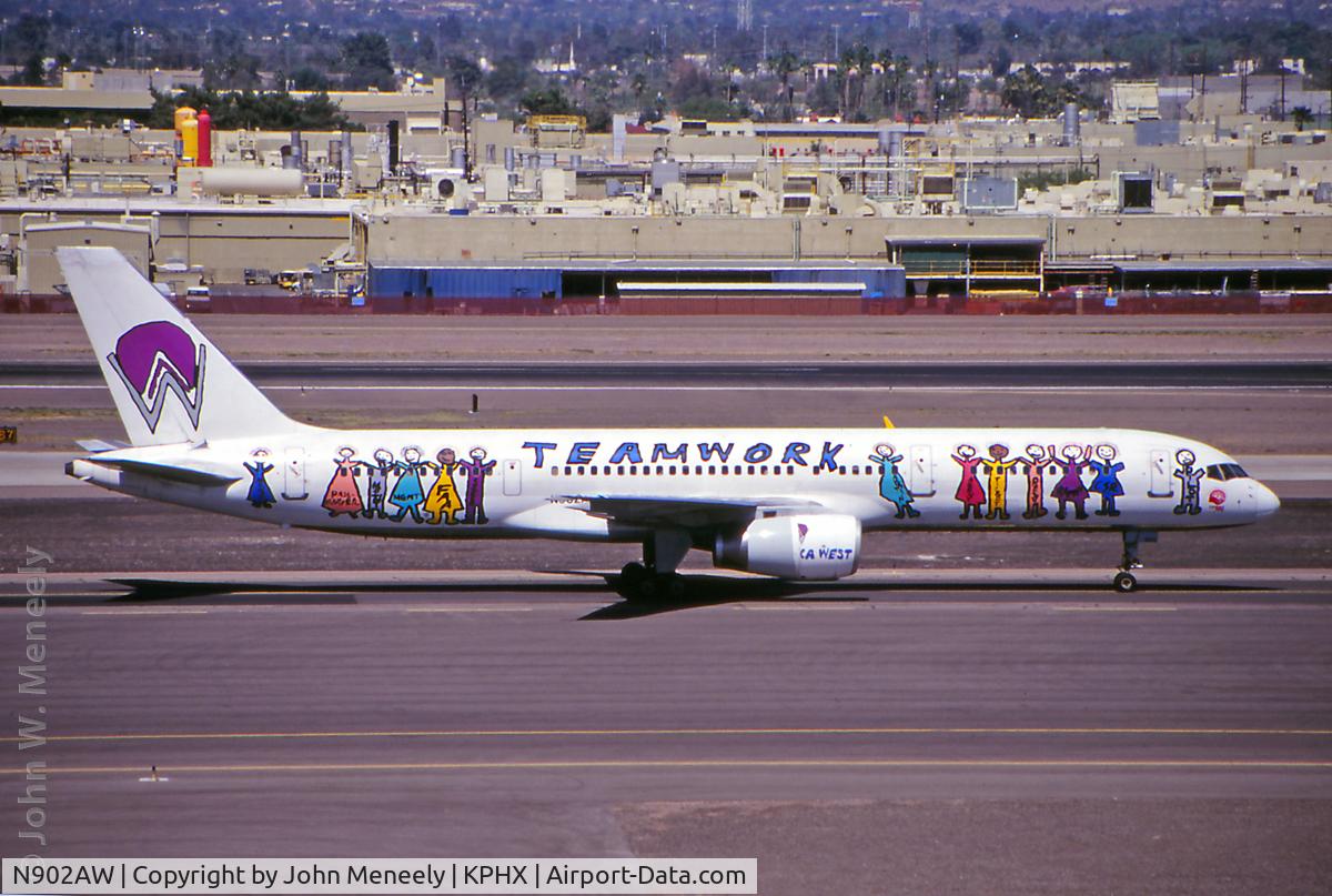 N902AW, 1985 Boeing 757-2S7 C/N 23322, March 1999
