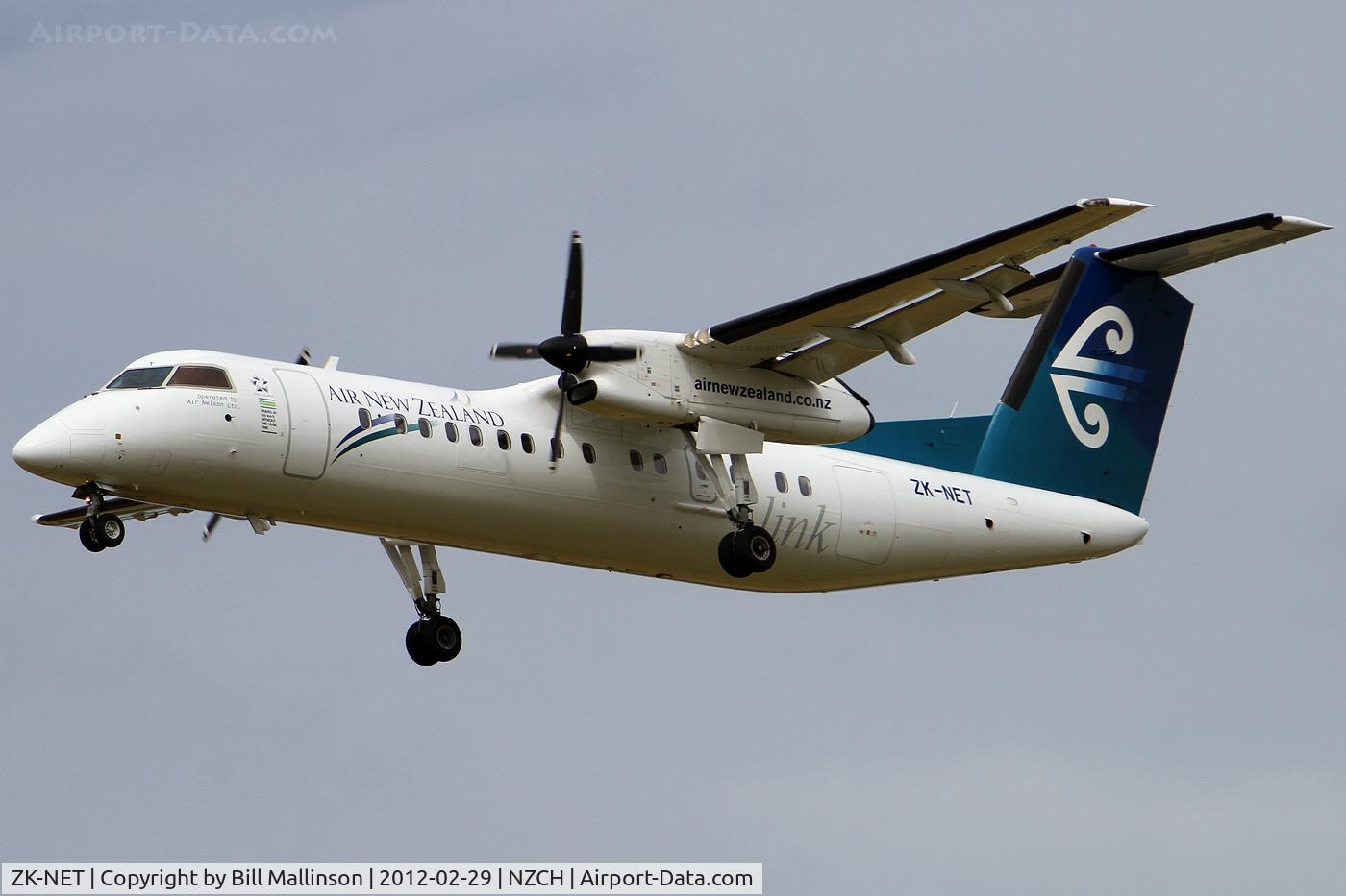 ZK-NET, 2007 De Havilland Canada DHC-8-311 Dash 8 C/N 642, finals to 02