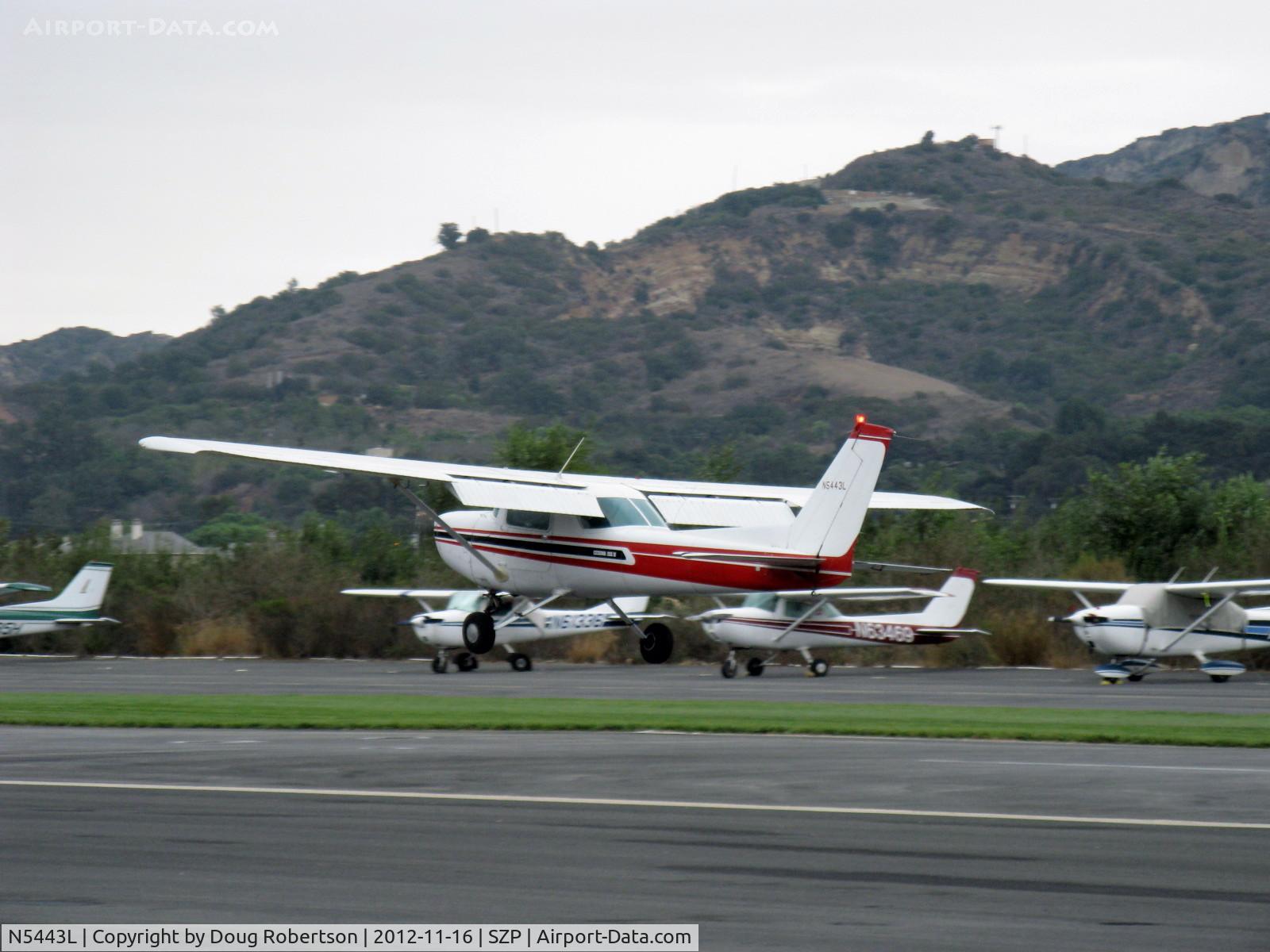 N5443L, 1980 Cessna 152 C/N 15284315, 1980 Cessna 152, Lycoming O-235 115 Hp, landing Rwy 04