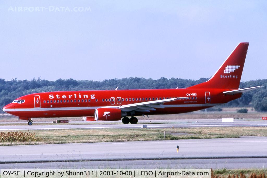 OY-SEI, 1999 Boeing 737-85H C/N 29445, Ready for take off rwy 14L