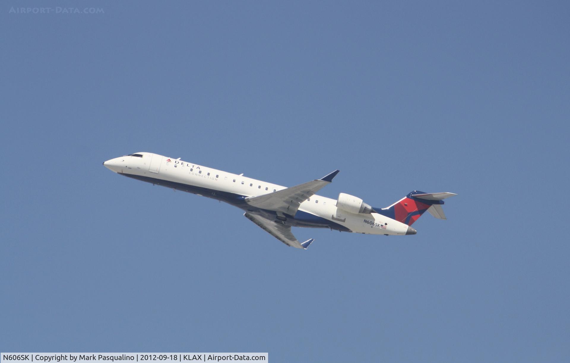 N606SK, 2006 Bombardier CRJ-700 (CL-600-2C10) Regional Jet C/N 10250, CL-600-2C10