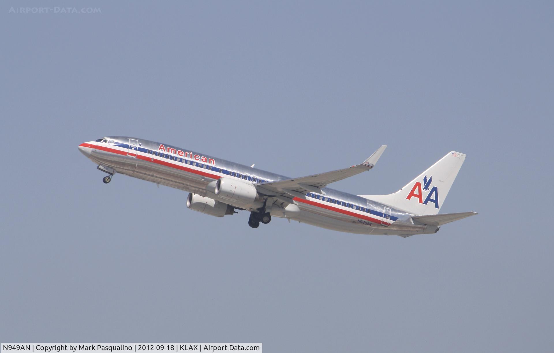 N949AN, 2000 Boeing 737-823 C/N 29537, Boeing 737-800