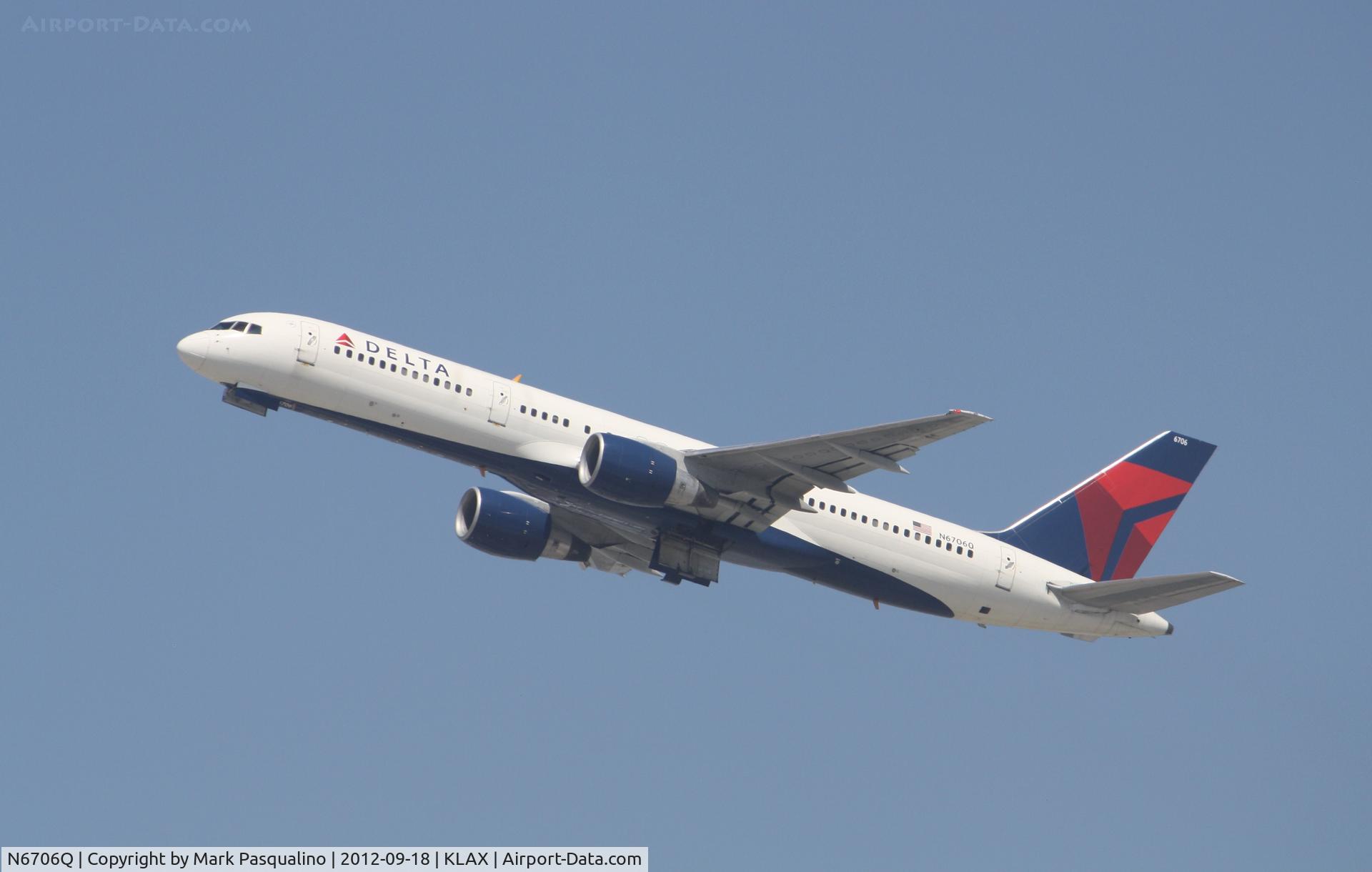 N6706Q, 2000 Boeing 757-232 C/N 30422, Boeing 757-200