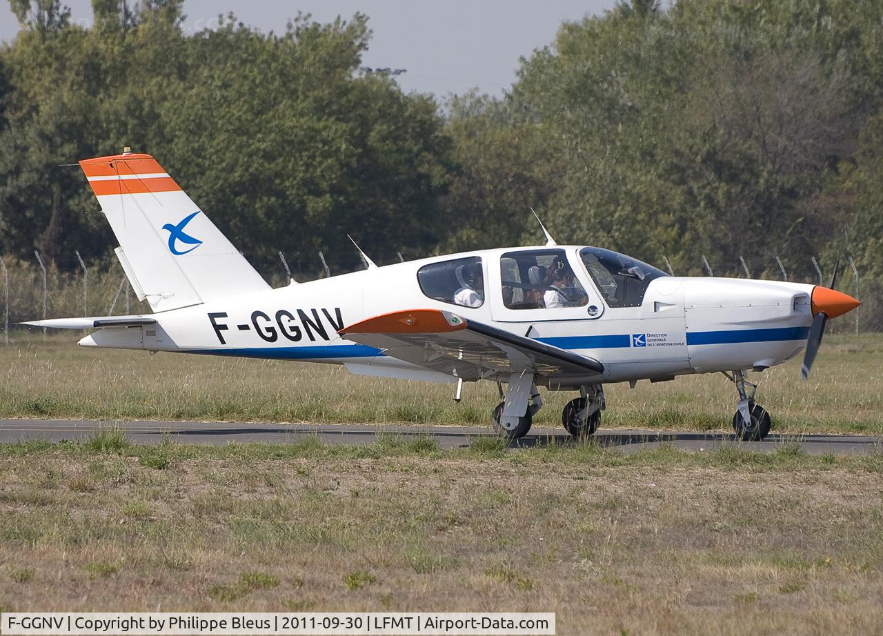 F-GGNV, Socata TB-20 C/N 1286, Taxiing from runway 31L to parking area.