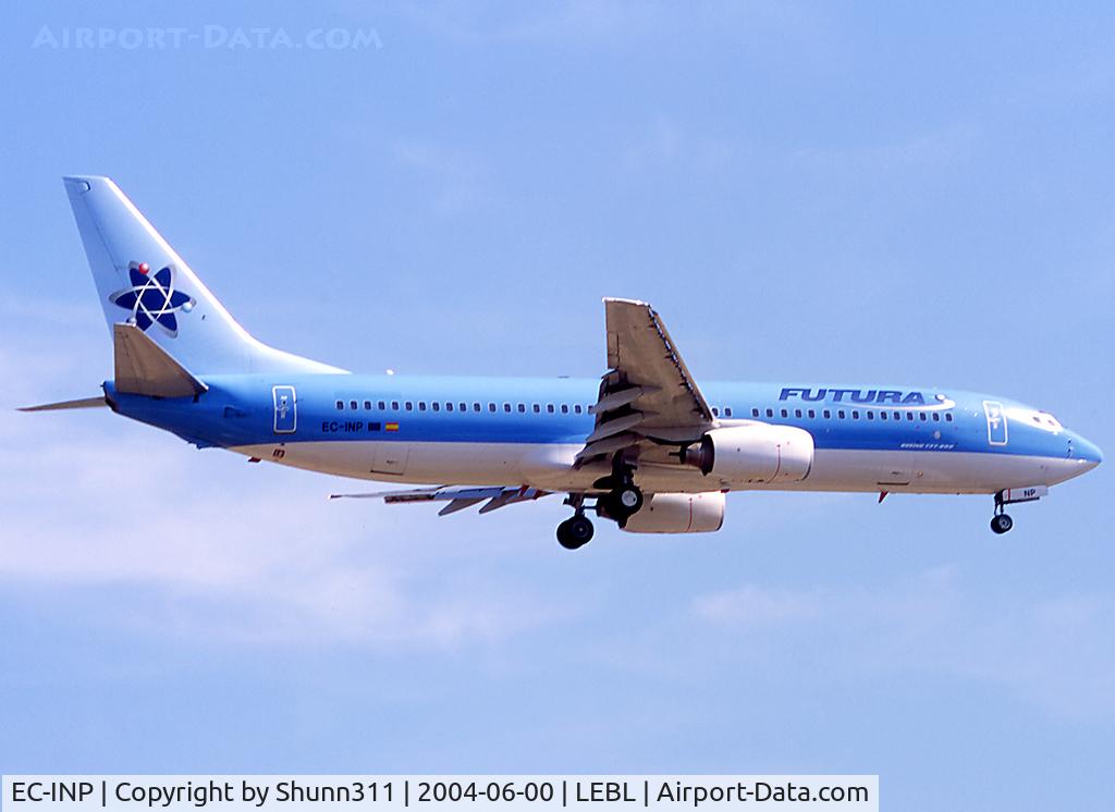 EC-INP, 2002 Boeing 737-804 C/N 32903, Landing rwy 25