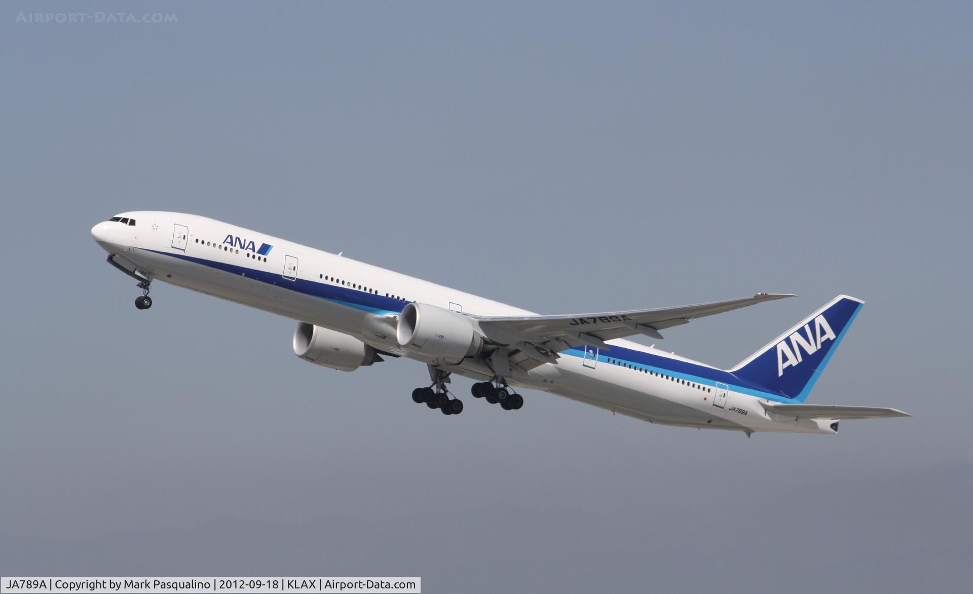 JA789A, 2010 Boeing 777-381/ER C/N 40687, Boeing 777-300ER
