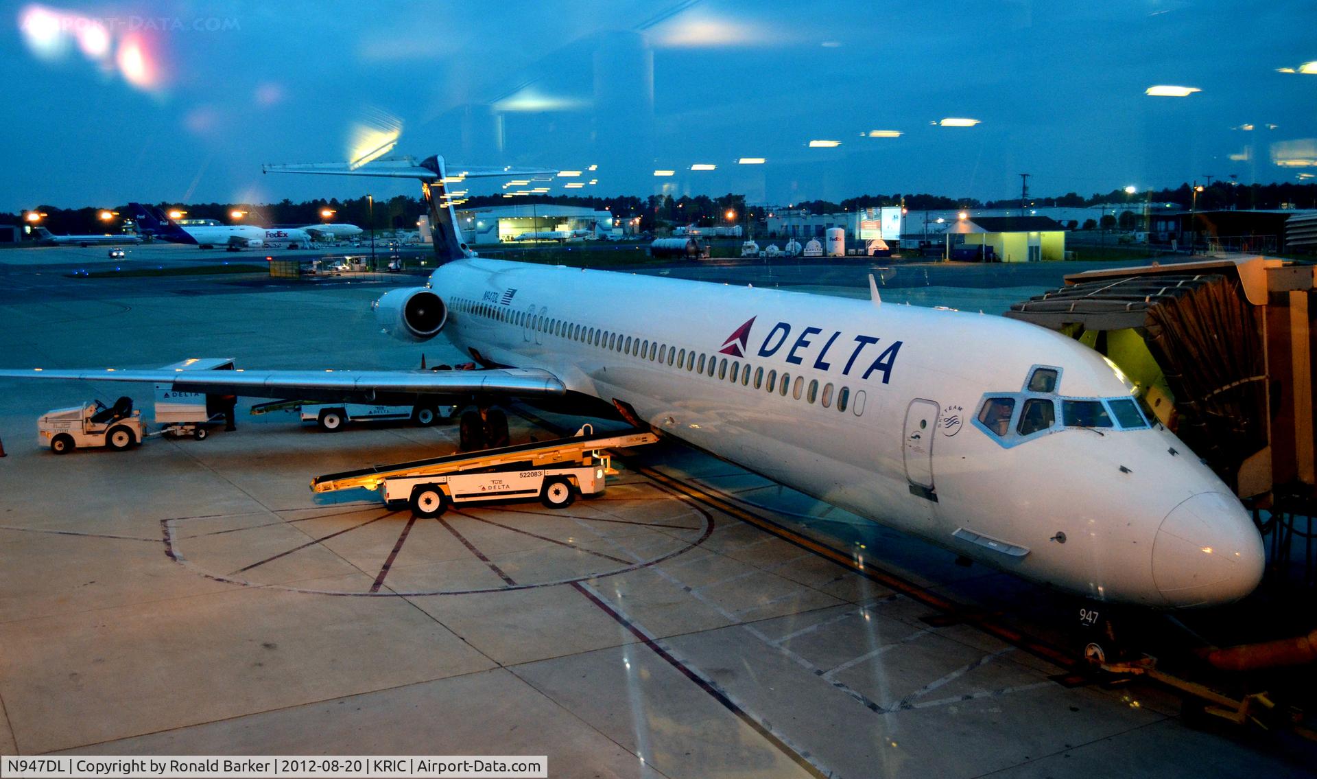 N947DL, 1989 McDonnell Douglas MD-88 C/N 49878, Richmond