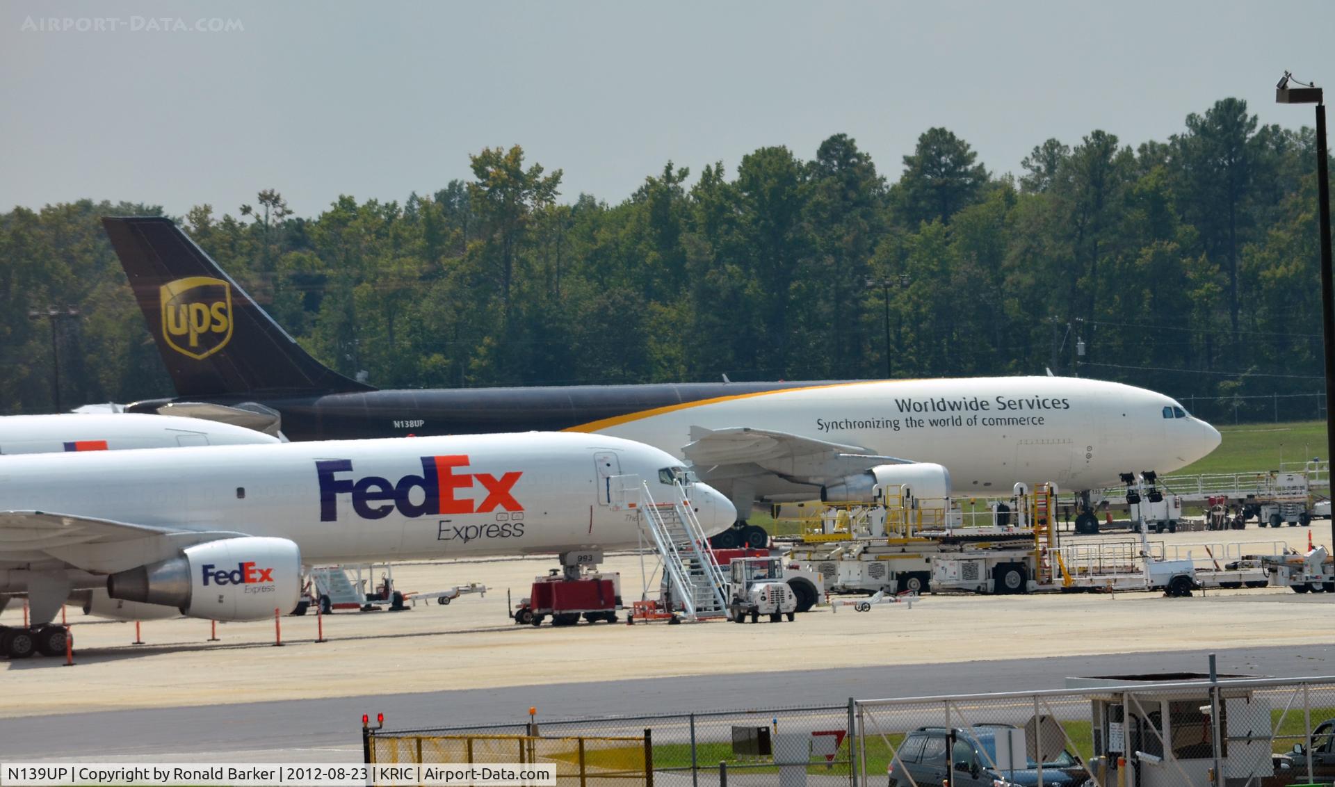 N139UP, 2001 Airbus A300F4-622R(F) C/N 0822, Richmond
