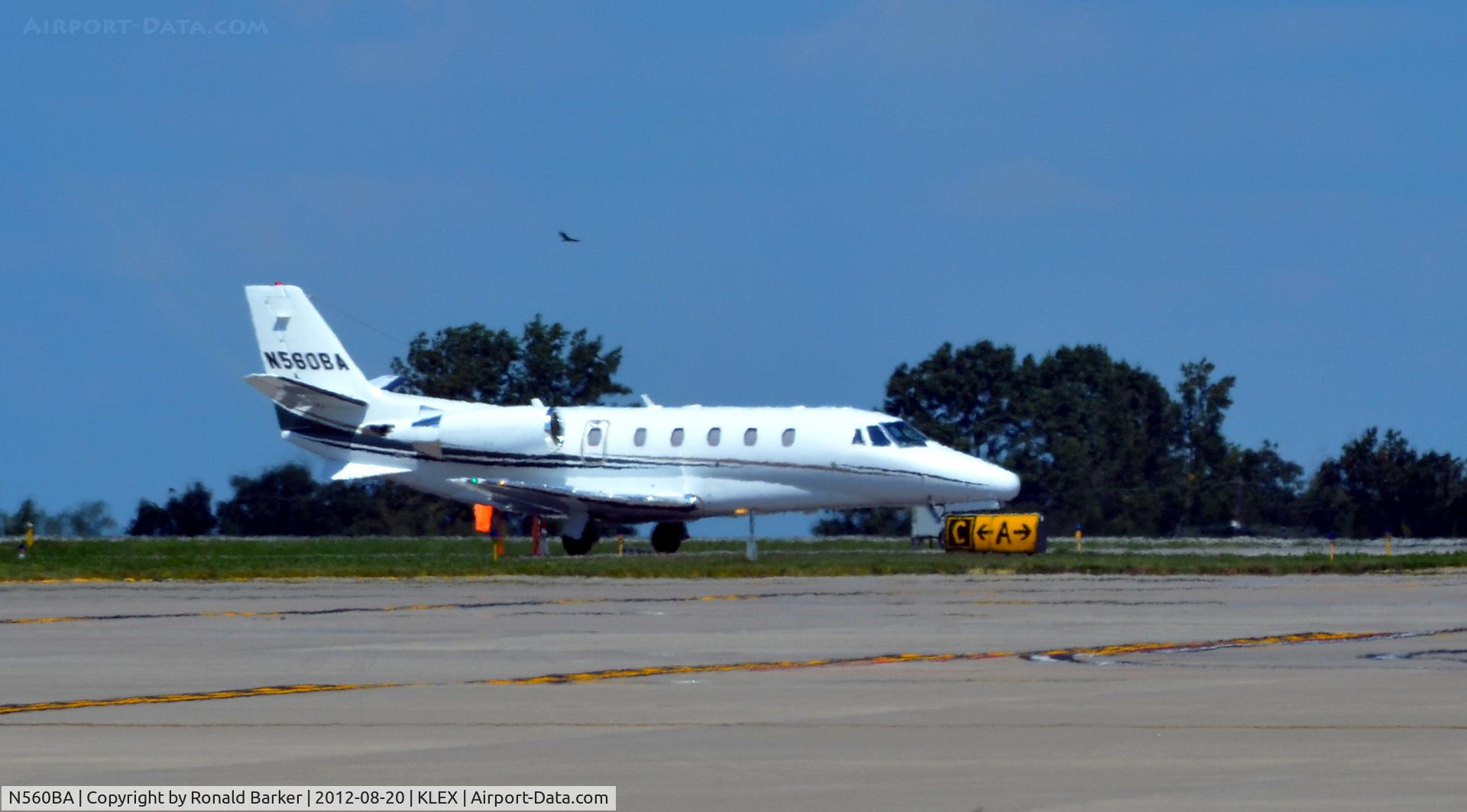 N560BA, 2005 Cessna 560XL C/N 560-5585, Taxi LEX