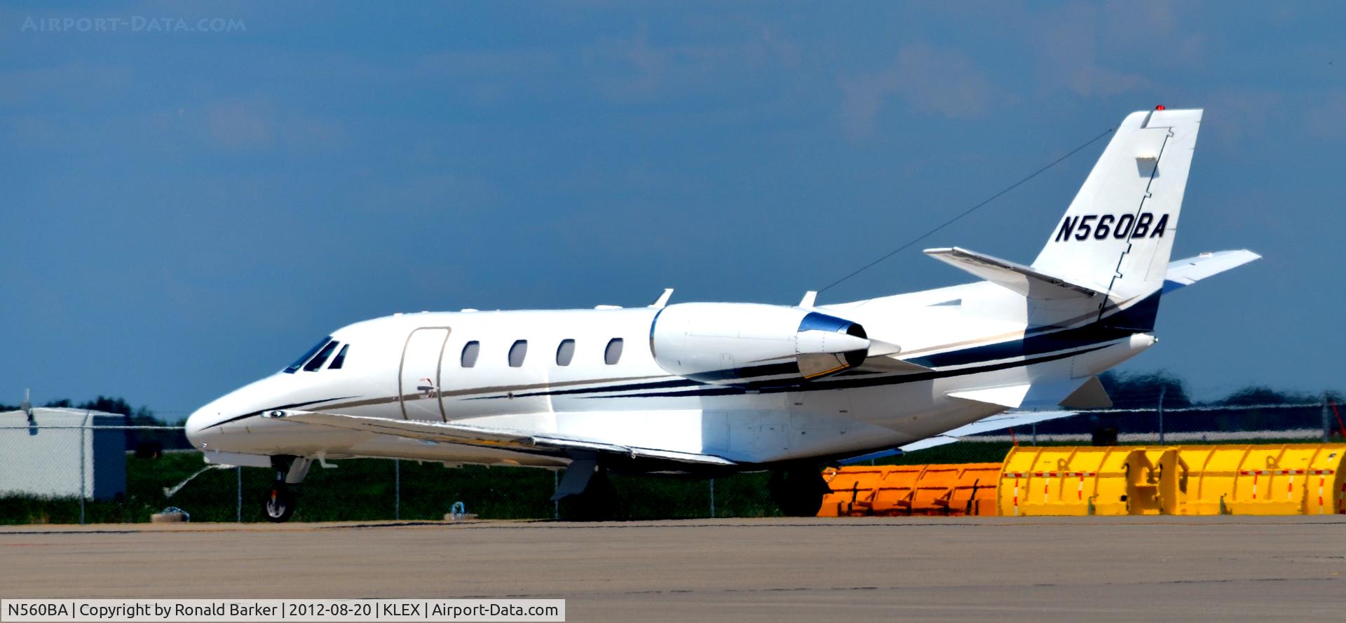 N560BA, 2005 Cessna 560XL C/N 560-5585, Taxi LEX
