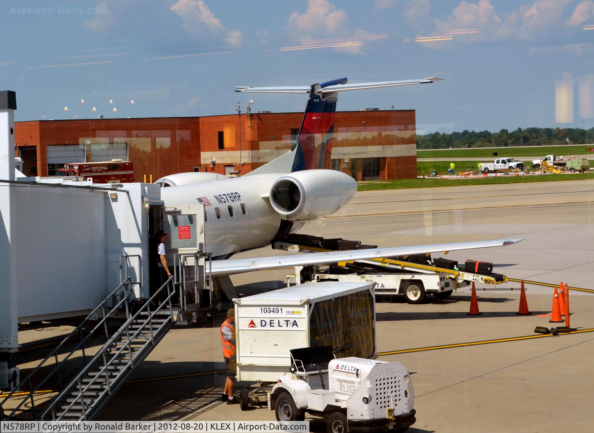 N578RP, 2004 Embraer ERJ-145LR (EMB-145LR) C/N 14500865, Lexington