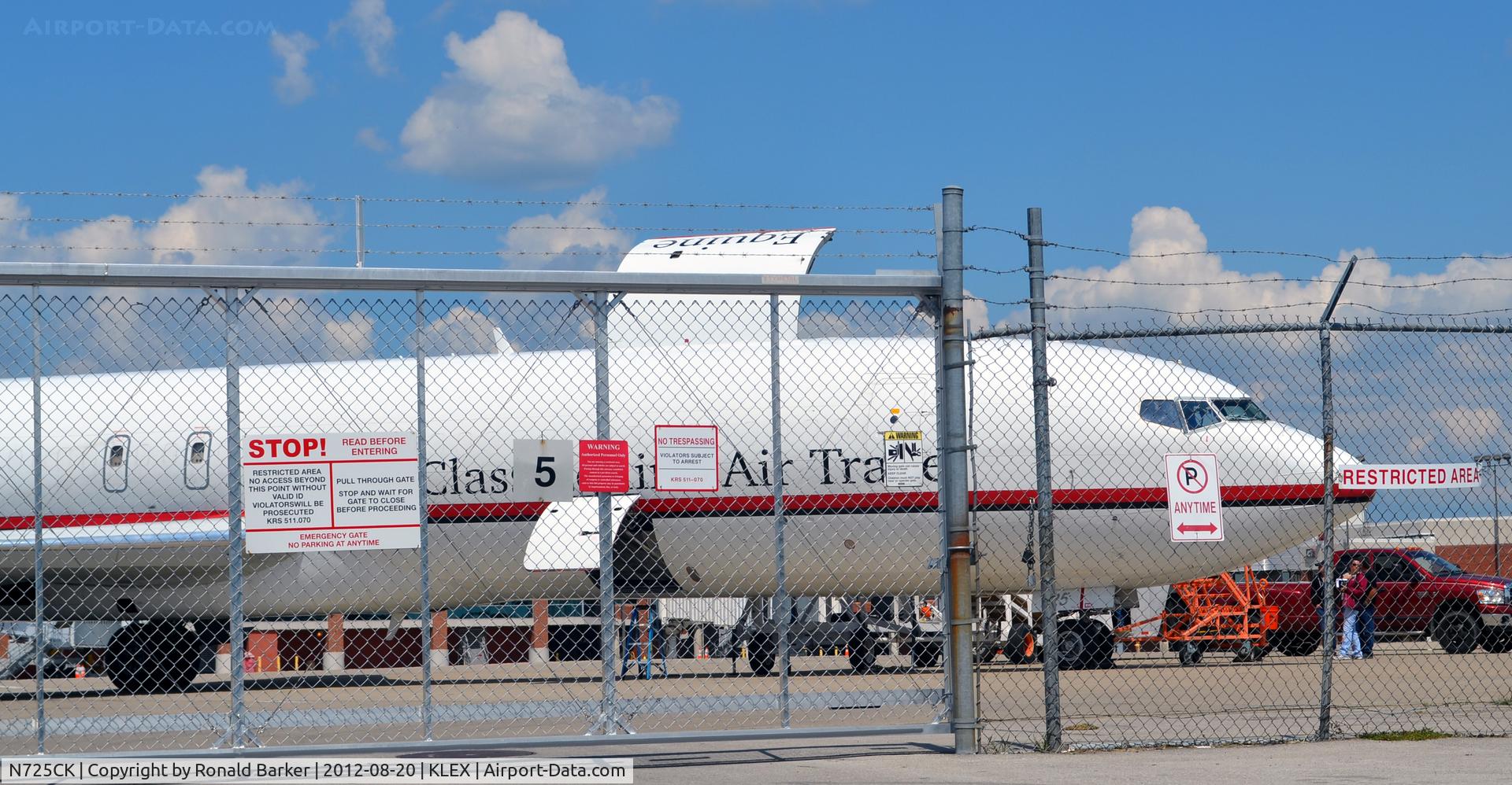 N725CK, 1980 Boeing 727-224 C/N 22252, Lexington