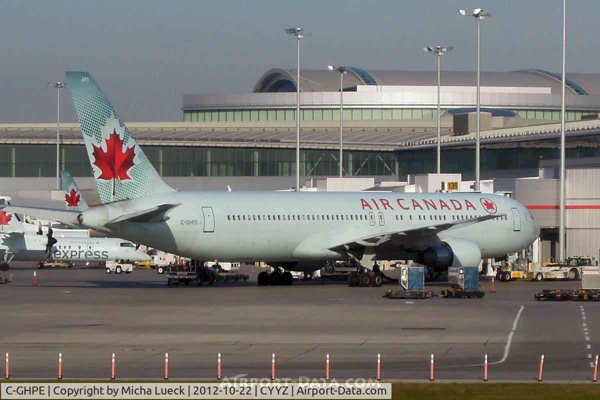C-GHPE, 2003 Boeing 767-33A/ER C/N 33423, At Pearson International