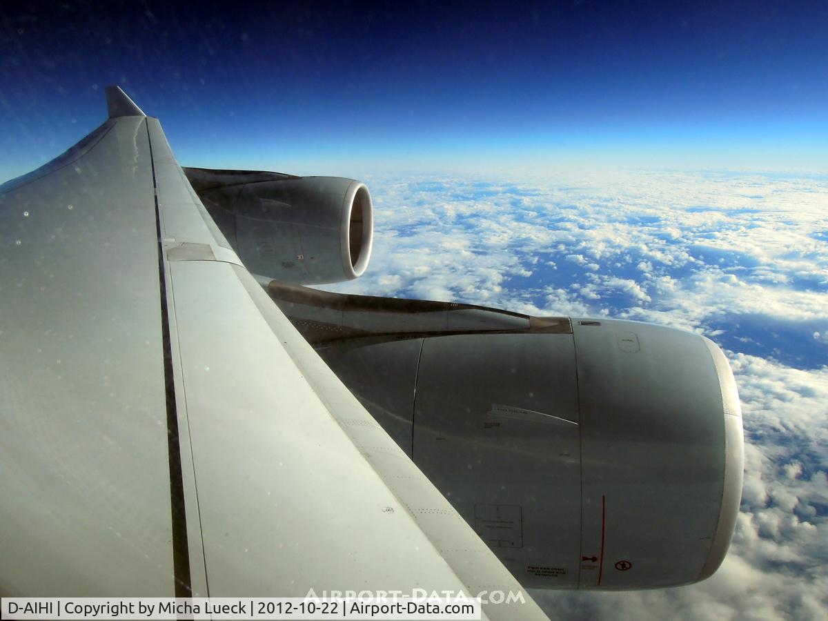 D-AIHI, 2004 Airbus A340-642 C/N 569, Somewhere over the Atlantic (FRA-YYZ)
