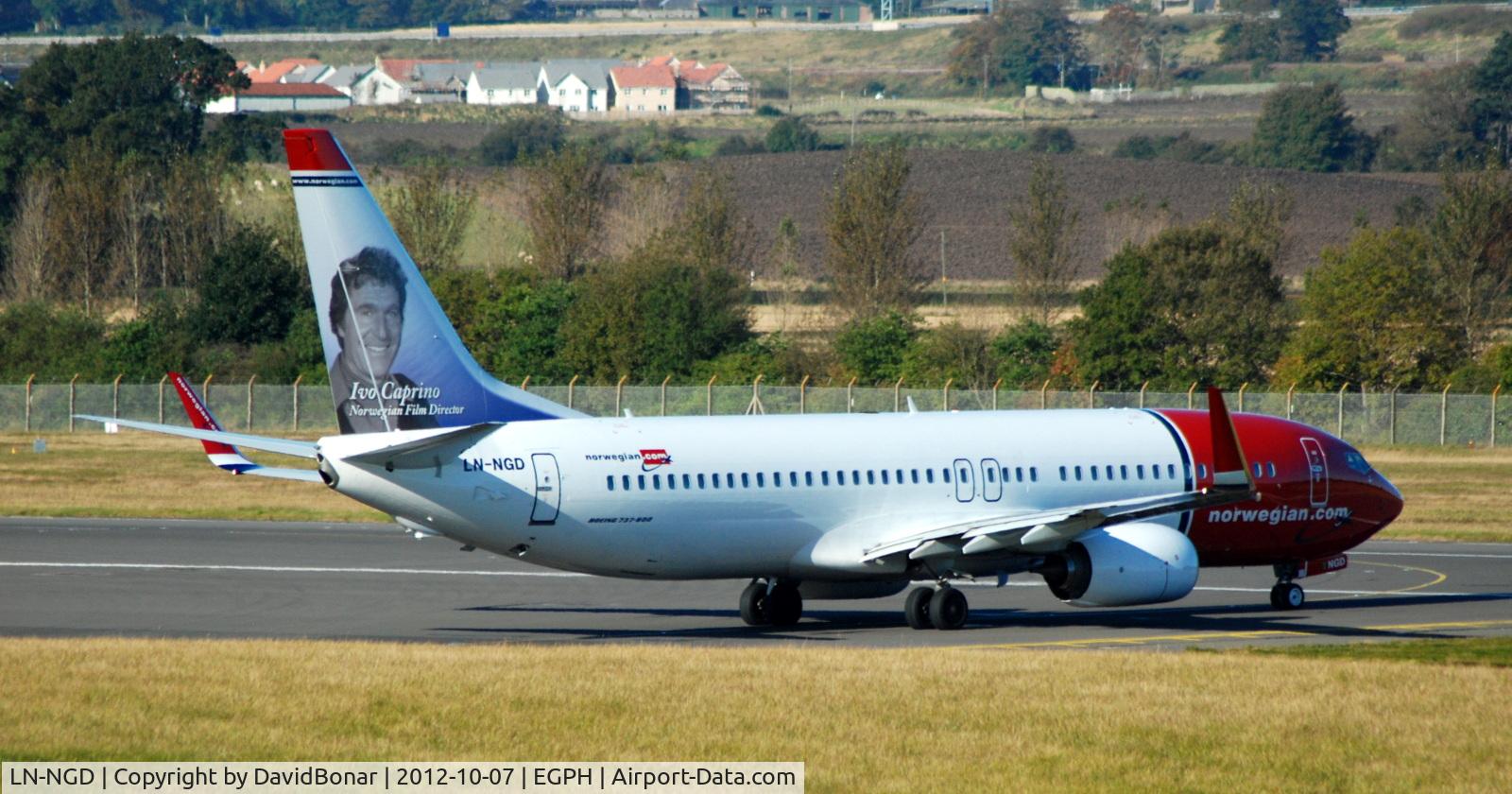 LN-NGD, 2012 Boeing 737-8JP C/N 39049/4161, A recent addition to Norwegian's fleet lining up for a Rwy 24 departure to Oslo