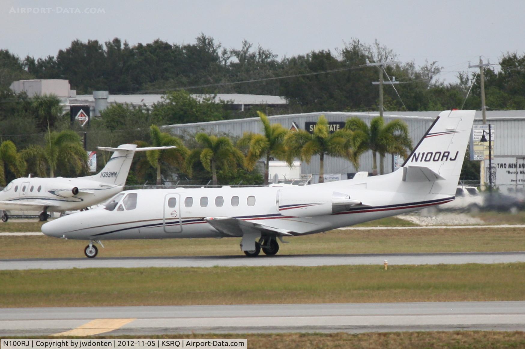N100RJ, 1997 Cessna 550 Citation Bravo C/N 550-0806, Cessna Citation Bravo (N100RJ) departs Sarasota-Bradenton International Airport enroute to Lake Charles Regional Airport