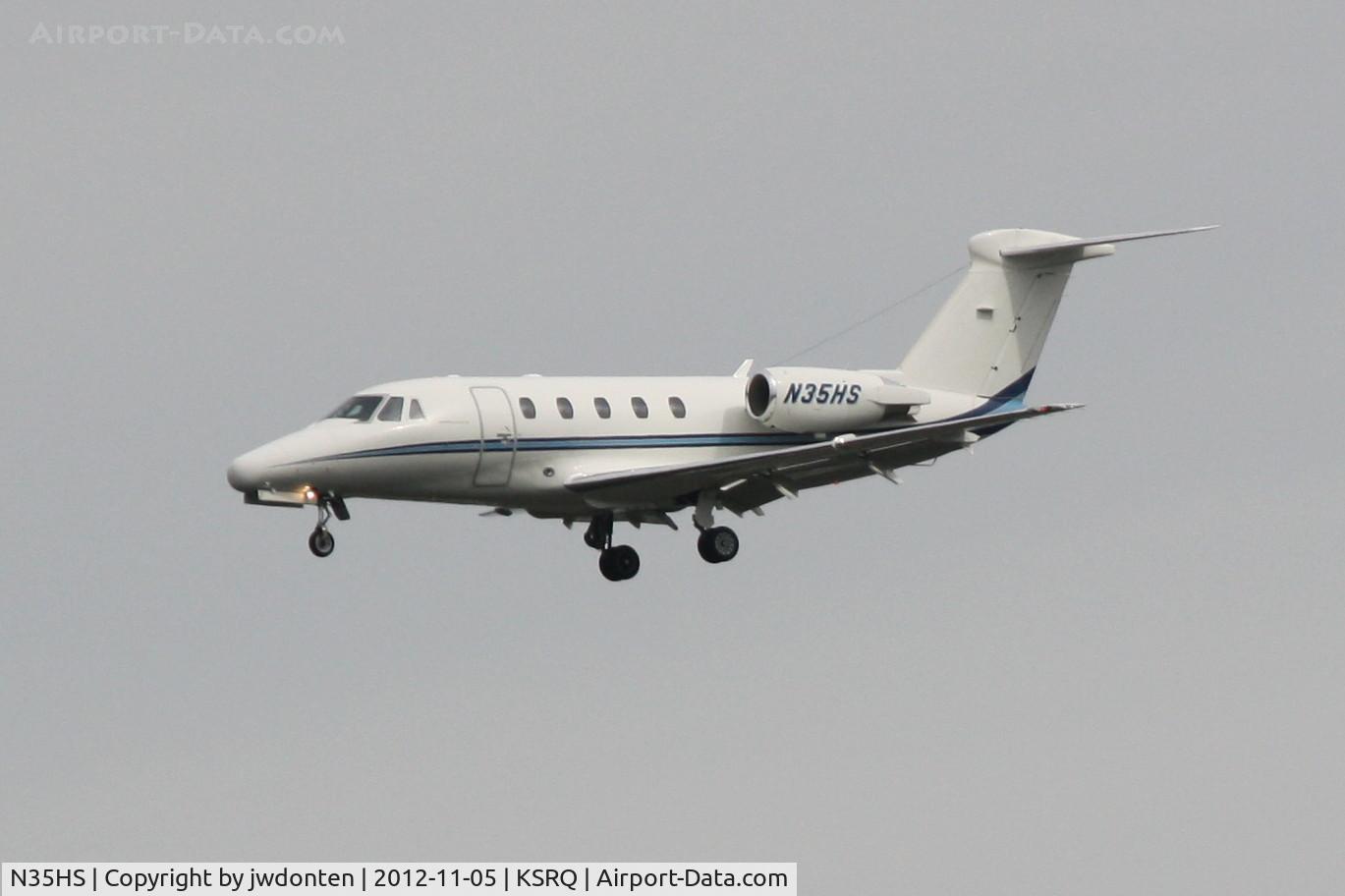 N35HS, 1996 Cessna 650 C/N 650-7072, Cessna Citation III (N35HS) arrives at Sarasota-Bradenton International Airport