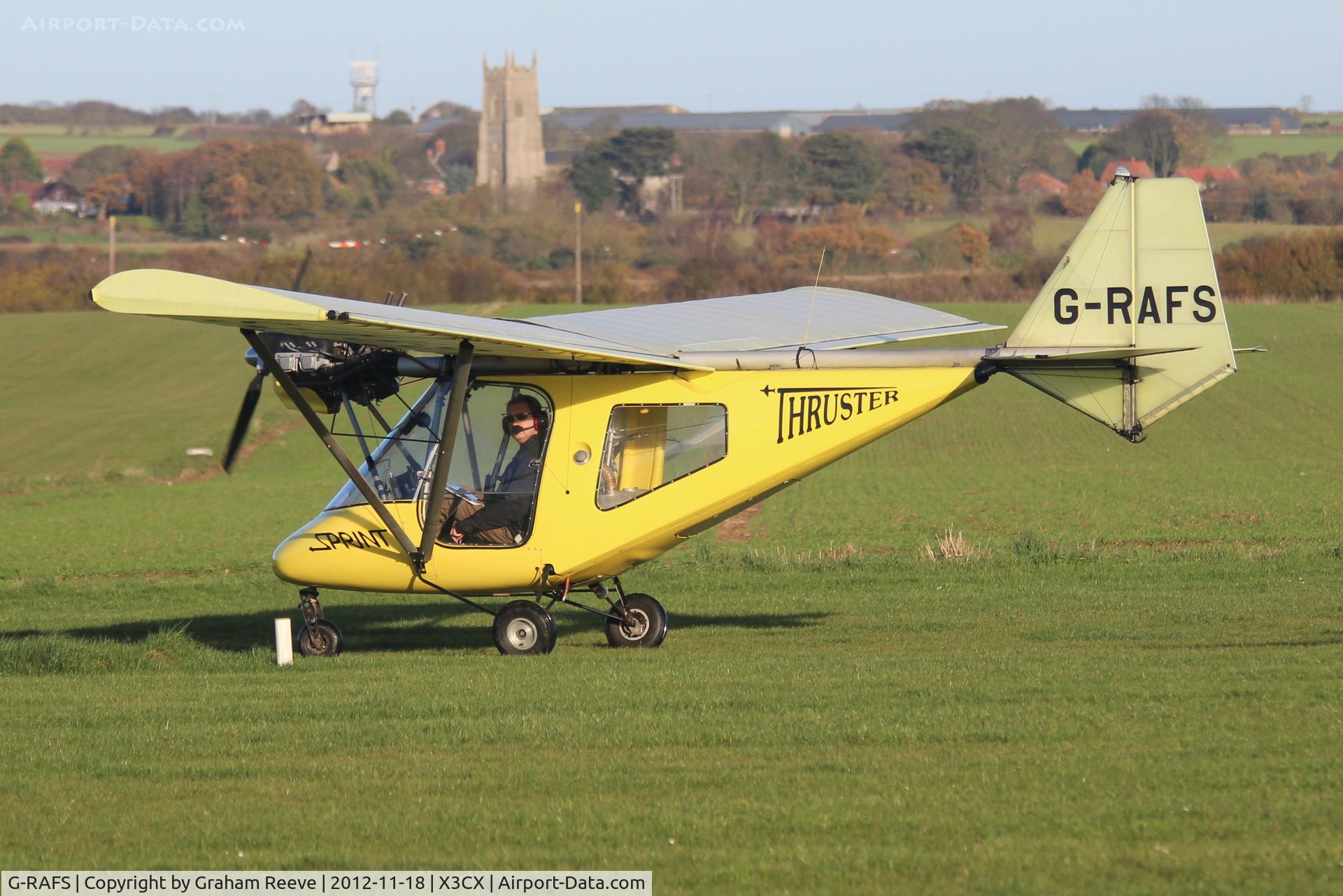 G-RAFS, 2004 Thruster T600N 450 C/N 0041-T600N-097, About to depart from Northrepps.
