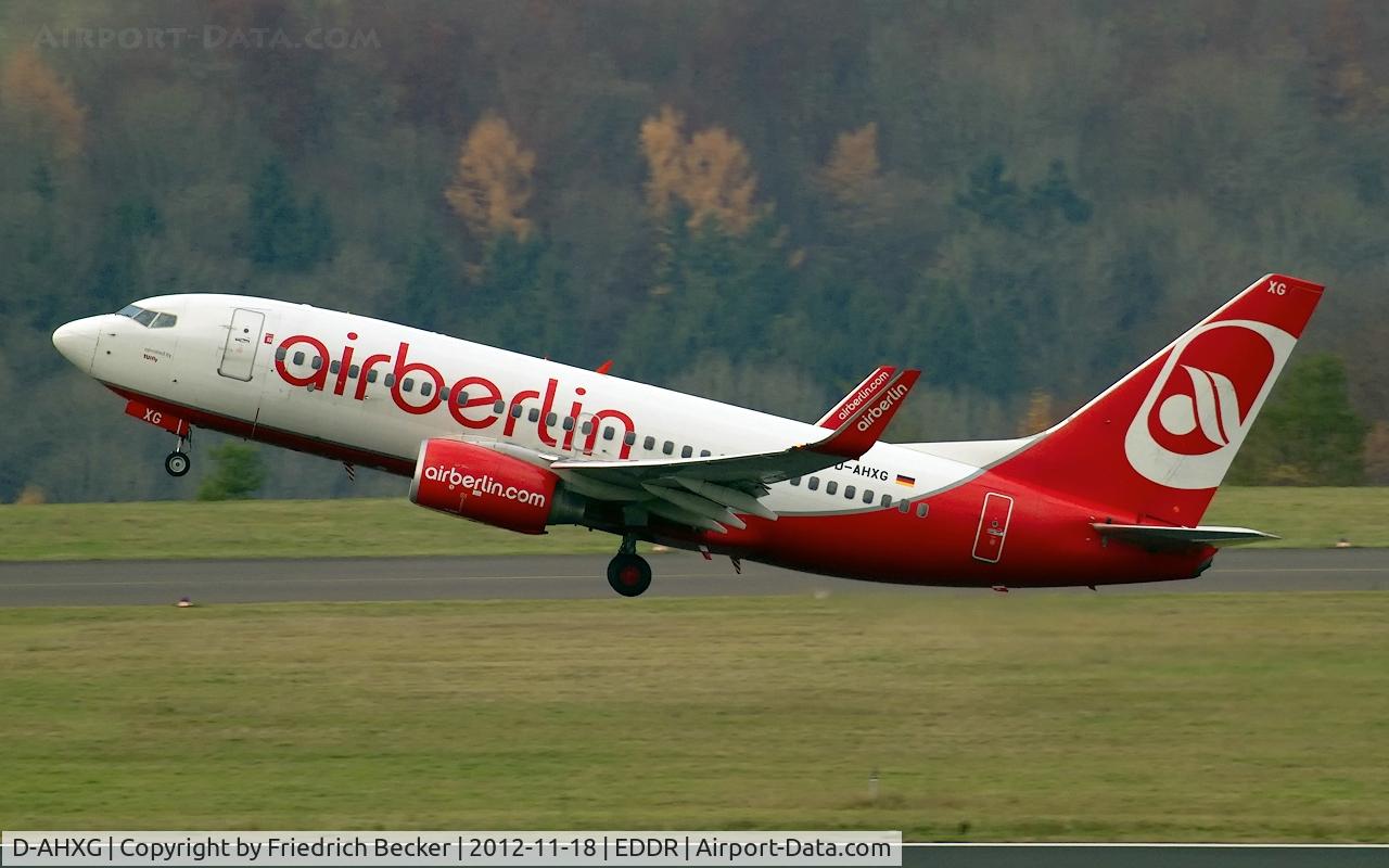 D-AHXG, 2008 Boeing 737-7K5 C/N 35140, departure via RW27 to TXL