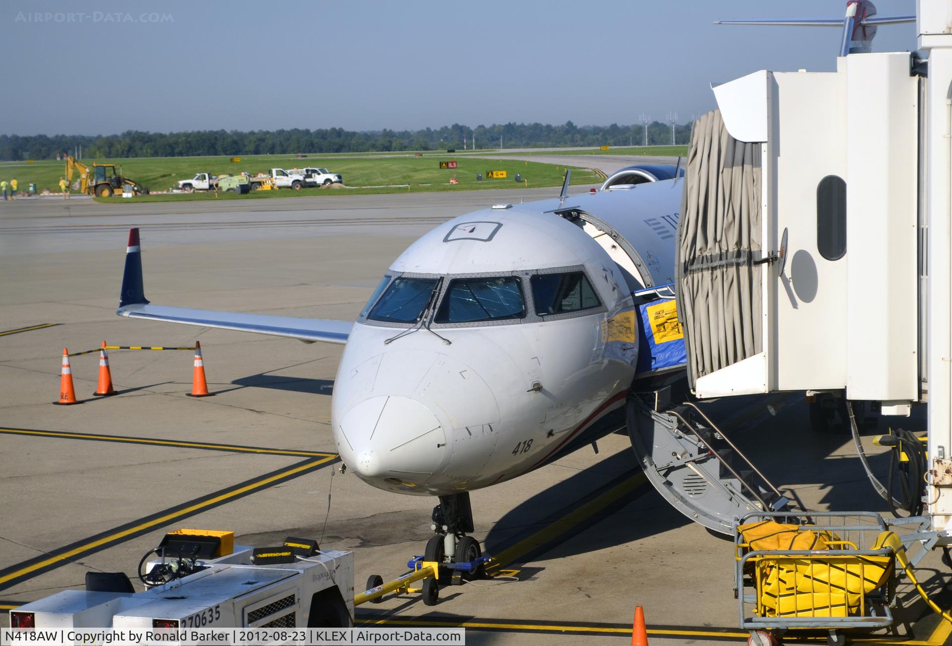 N418AW, 2002 Bombardier CRJ-200LR (CL-600-2B19) C/N 7618, Lexington