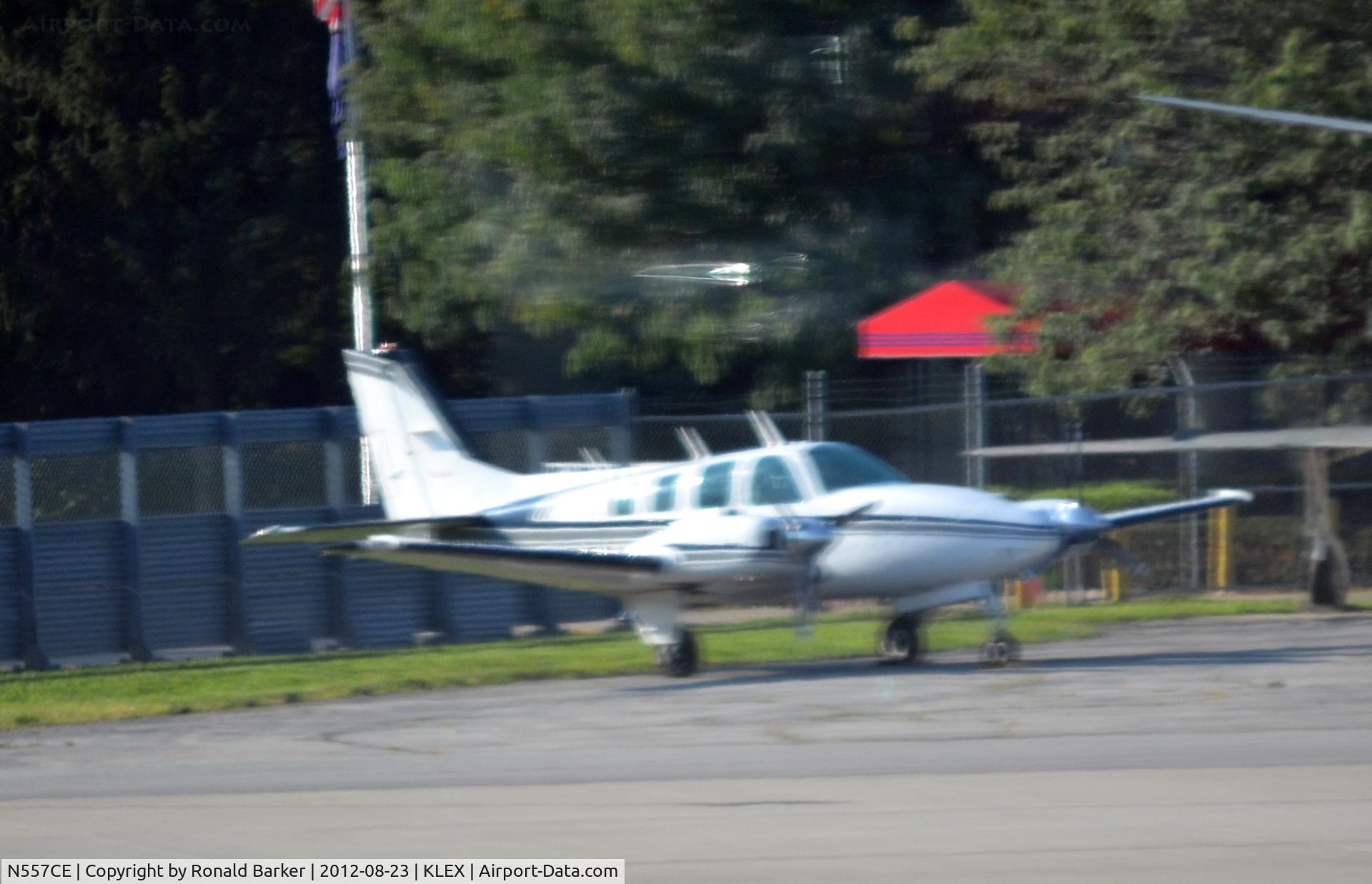 N557CE, 1977 Beech 58 Baron C/N TH-864, Lexington
