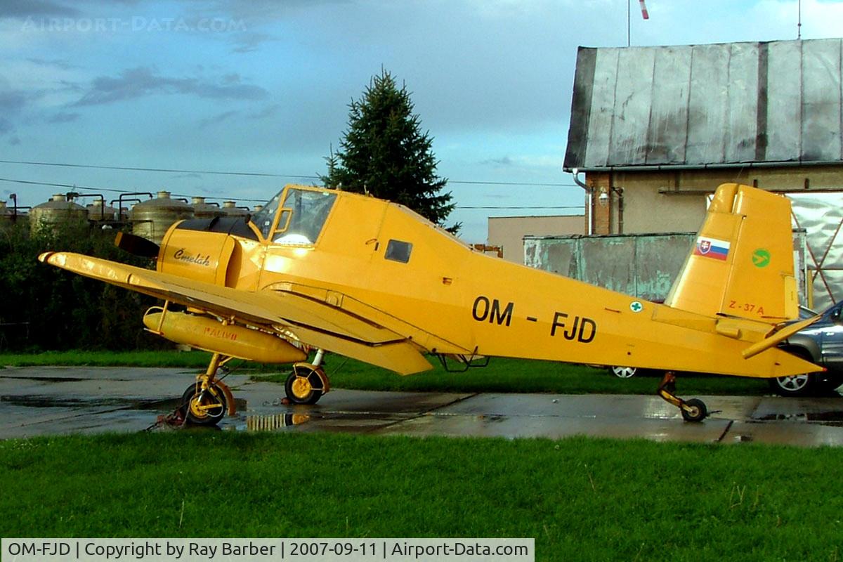 OM-FJD, 1975 Let Z-37A Cmelak C/N 20-09, LET Z-37A Cmelak [20-09] (Agrolet) Trnava~OM 11/09/2007