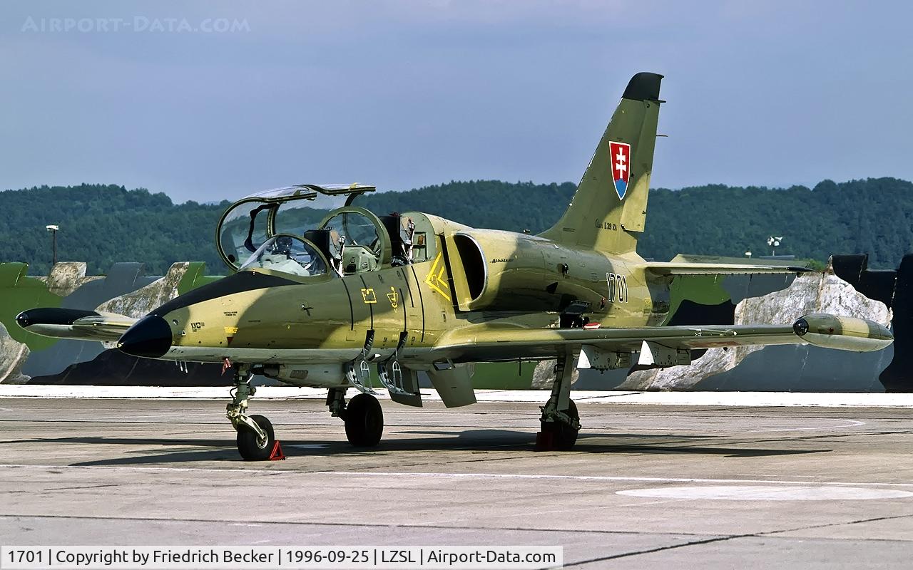 1701, Aero L-39ZAM Albatros C/N 031701, flightline at Sliac AB