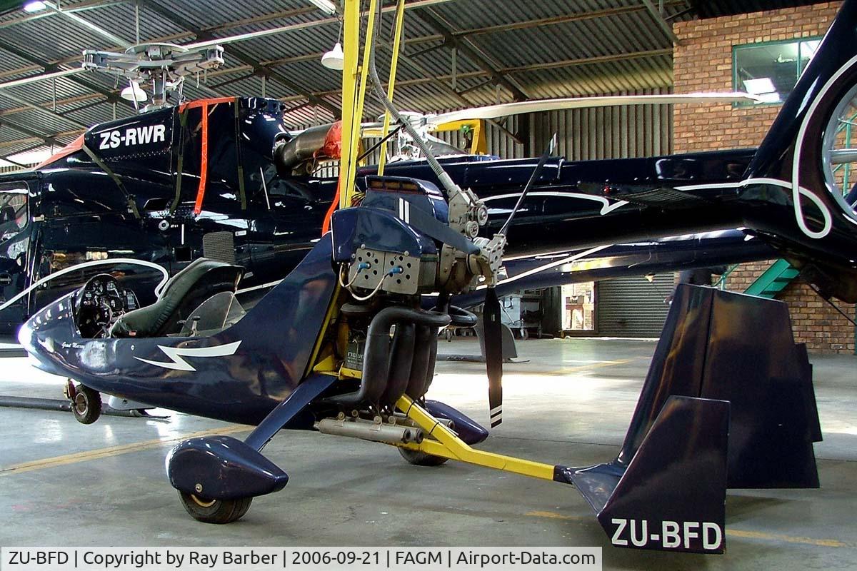 ZU-BFD, 1997 Magni Gyro M-16 Tandem Trainer C/N PAL001, Magni M-16 Tandem Trainer [PAL001] Rand~ZS 21/09/2006