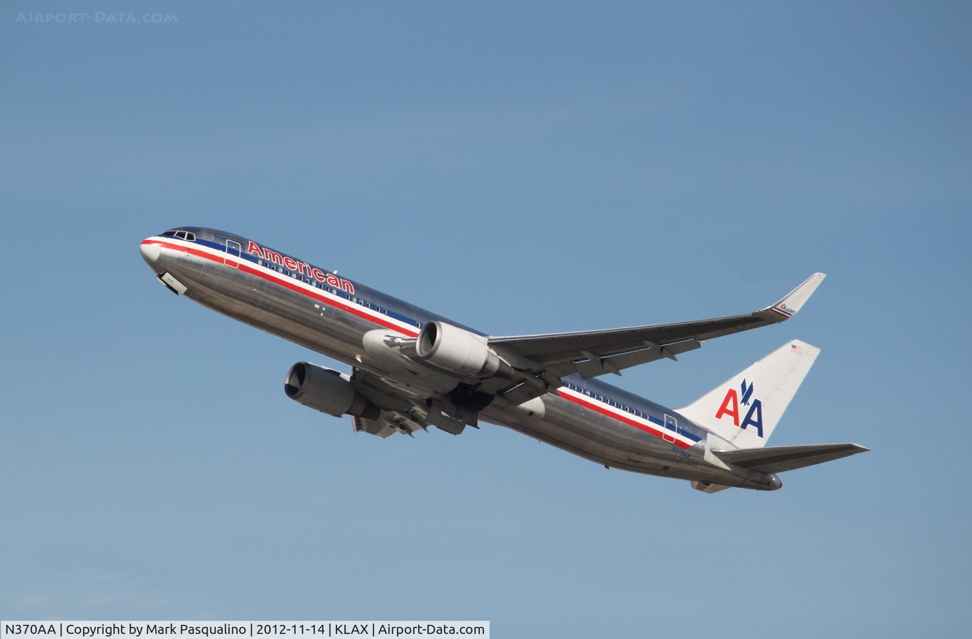 N370AA, 1992 Boeing 767-323 C/N 25197, Boeing 767-300