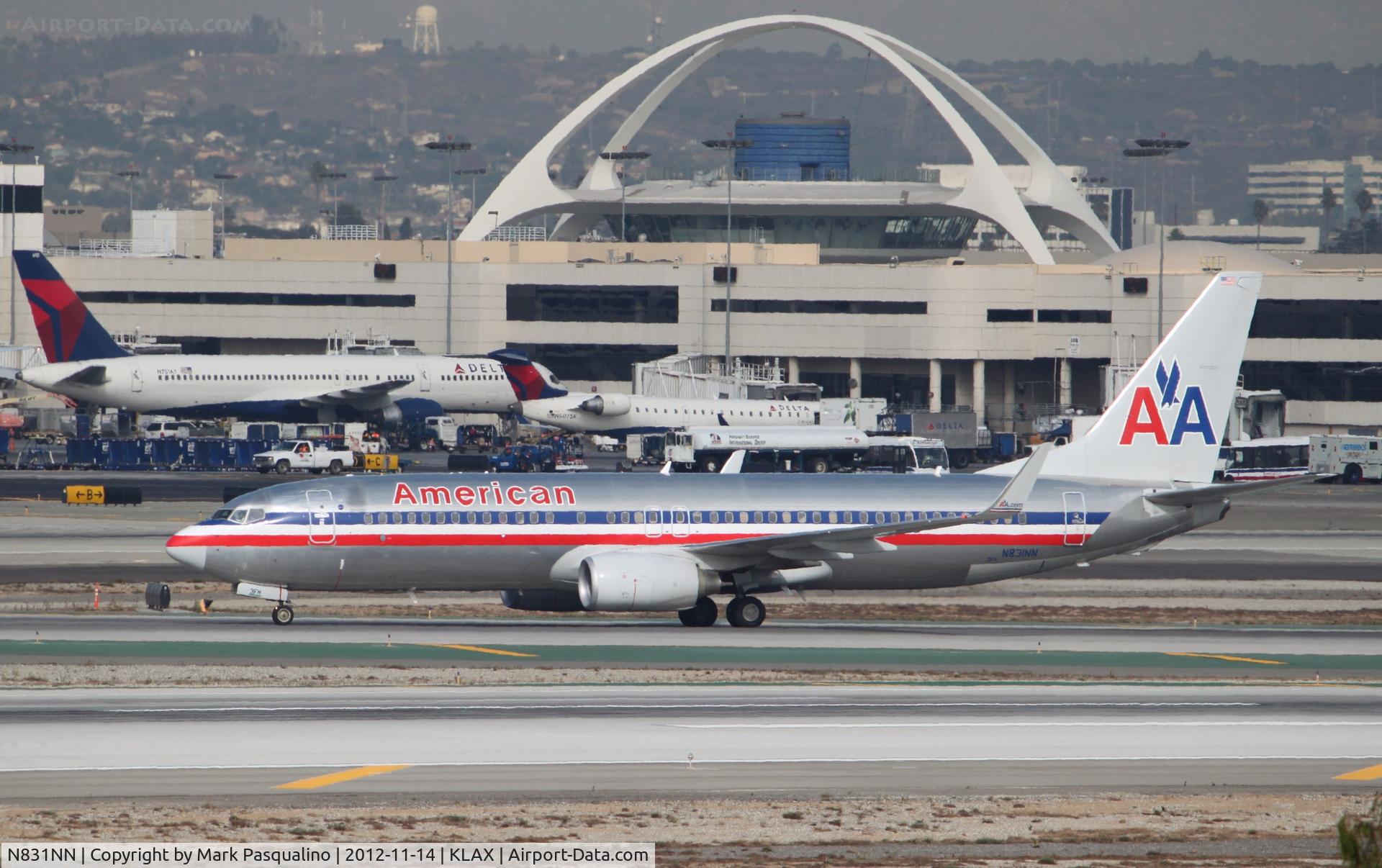 N831NN, 2010 Boeing 737-823 C/N 33211, Boeing 737-800