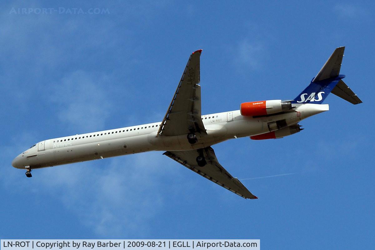 LN-ROT, 1986 McDonnell Douglas MD-82 (DC-9-82) C/N 49422, McDonnell-Douglas DC-9-82 [49422] (SAS Scandinavian Airlines) Home~G 21/08/2009